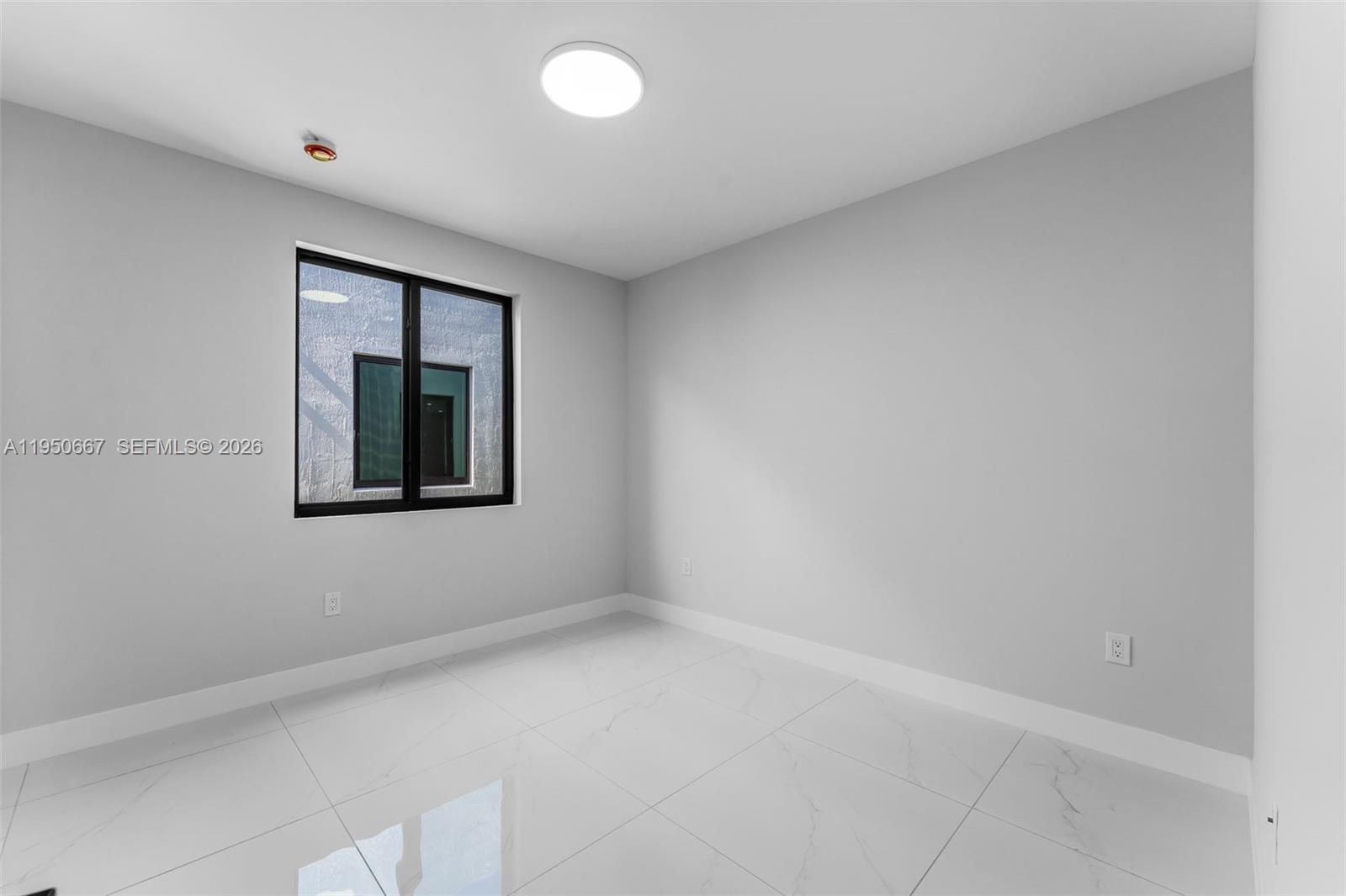   /  2600 sq. ft. $ 2026-01-22 0 Photo