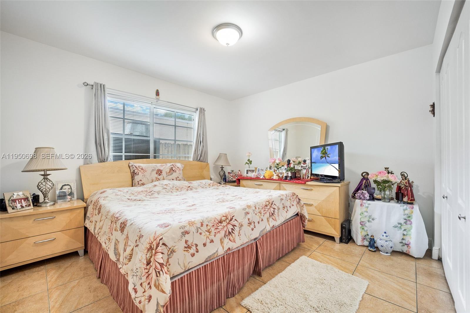   /  1986 sq. ft. $ 2026-01-22 0 Photo