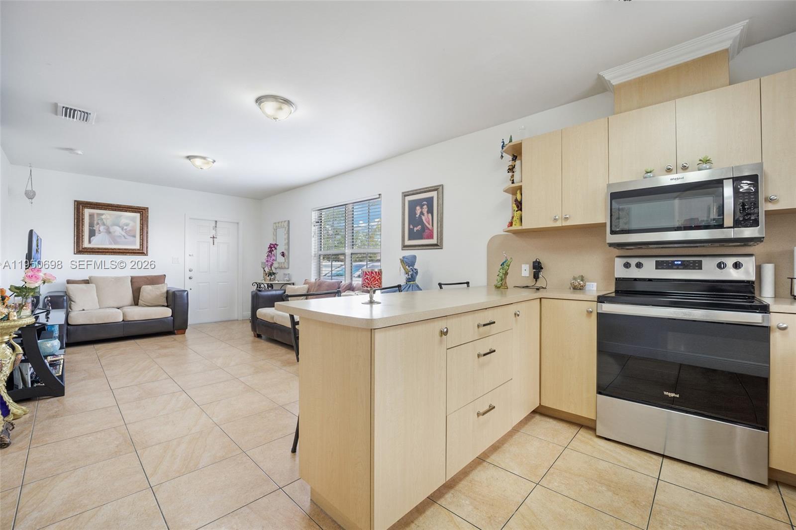   /  1986 sq. ft. $ 2026-01-22 0 Photo