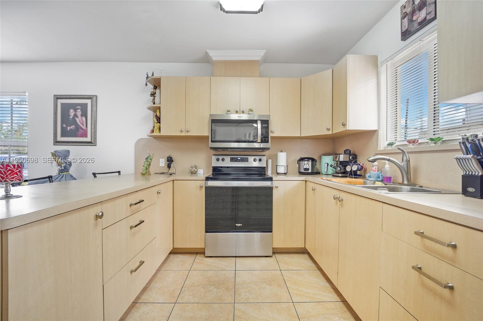   /  1986 sq. ft. $ 2026-01-22 0 Photo