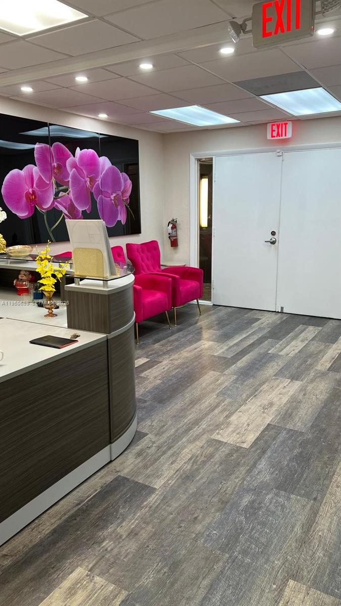 206  /   кв.футов $ 2026-01-22 0 Фото