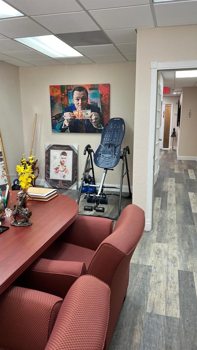 206  /   кв.футов $ 2026-01-22 0 Фото