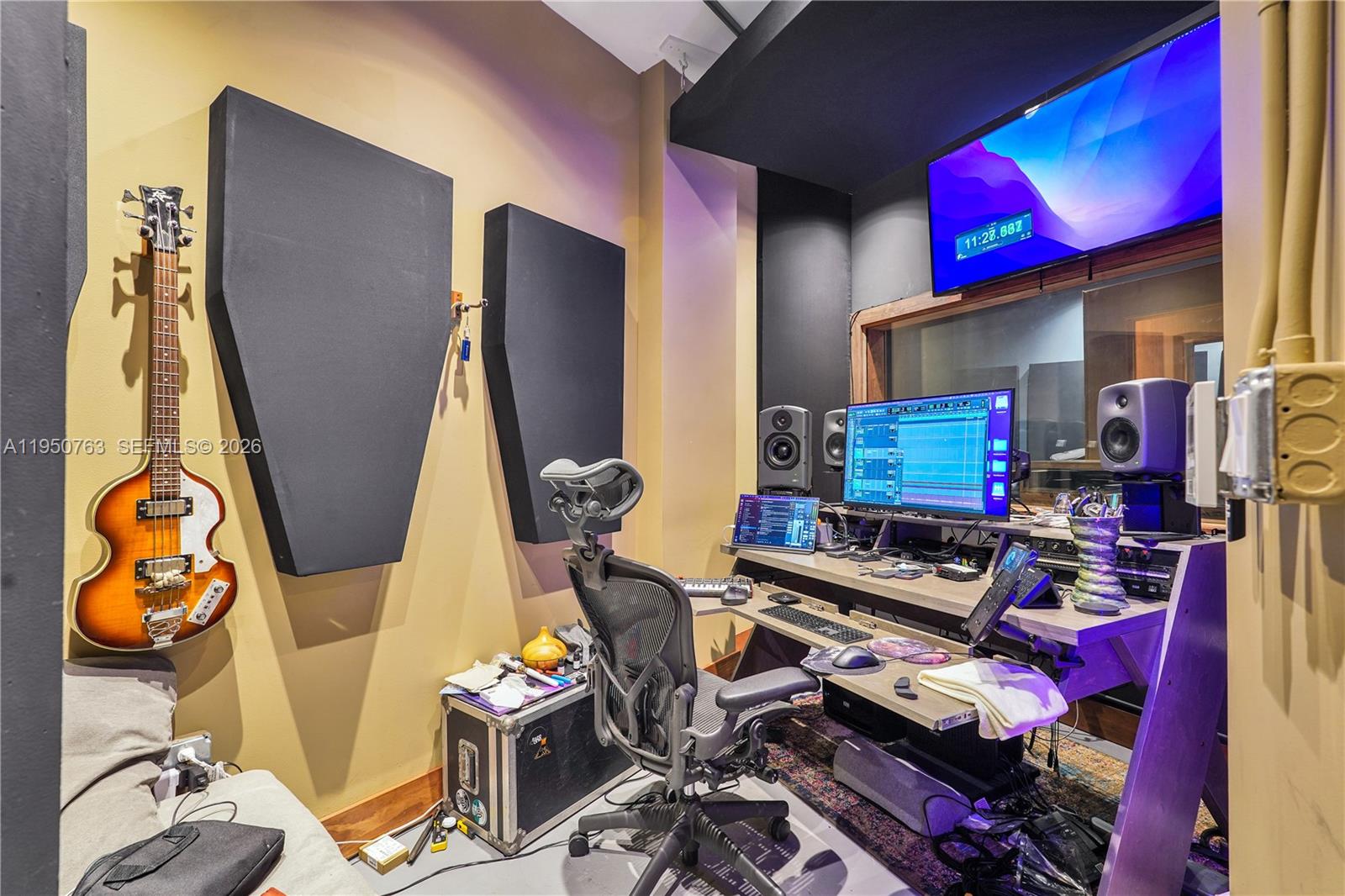   /   sq. ft. $ 2026-01-22 0 Photo