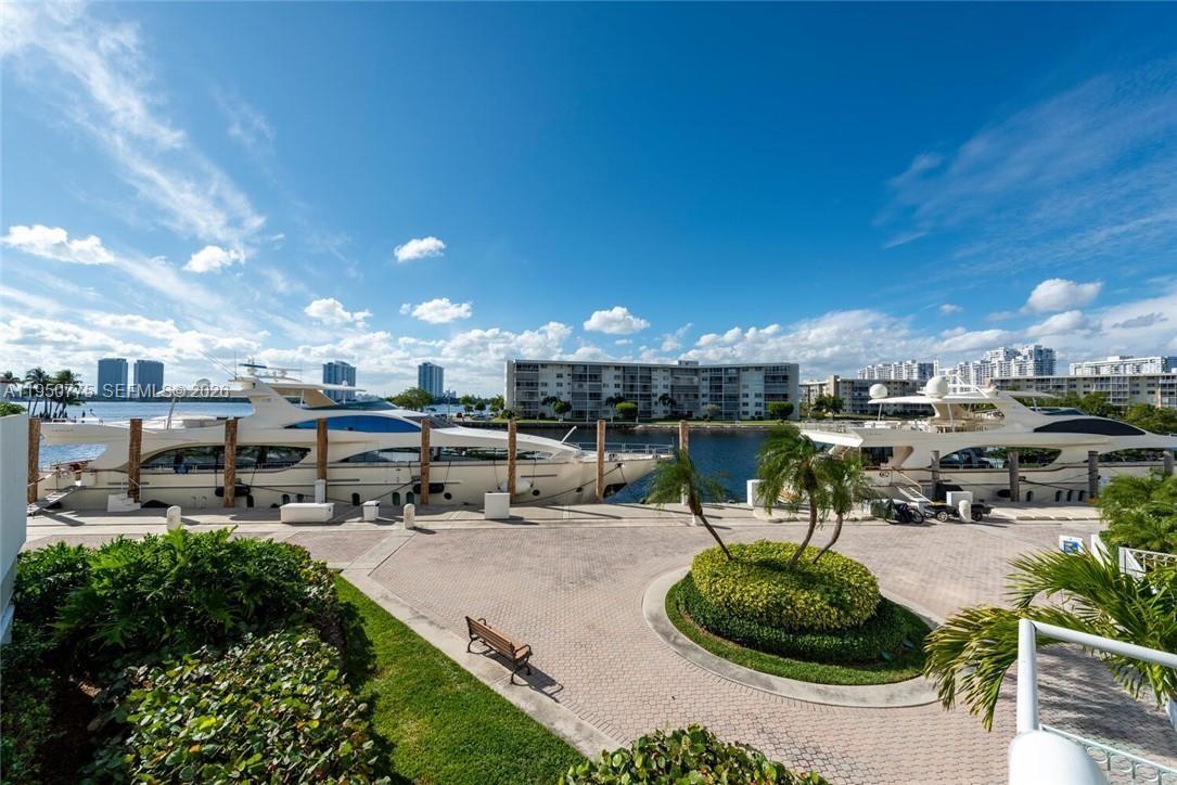 2410 2 / 2 1300 sq. ft. $ 2026-01-22 0 Photo