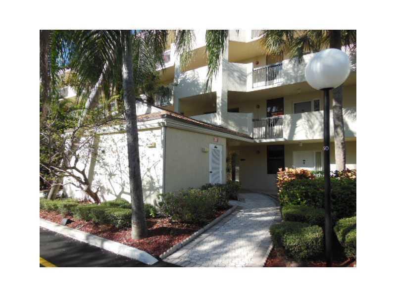 Ver detalles D404 2 / 2 1310 sq. ft. $ 2026-06-14 0 foto