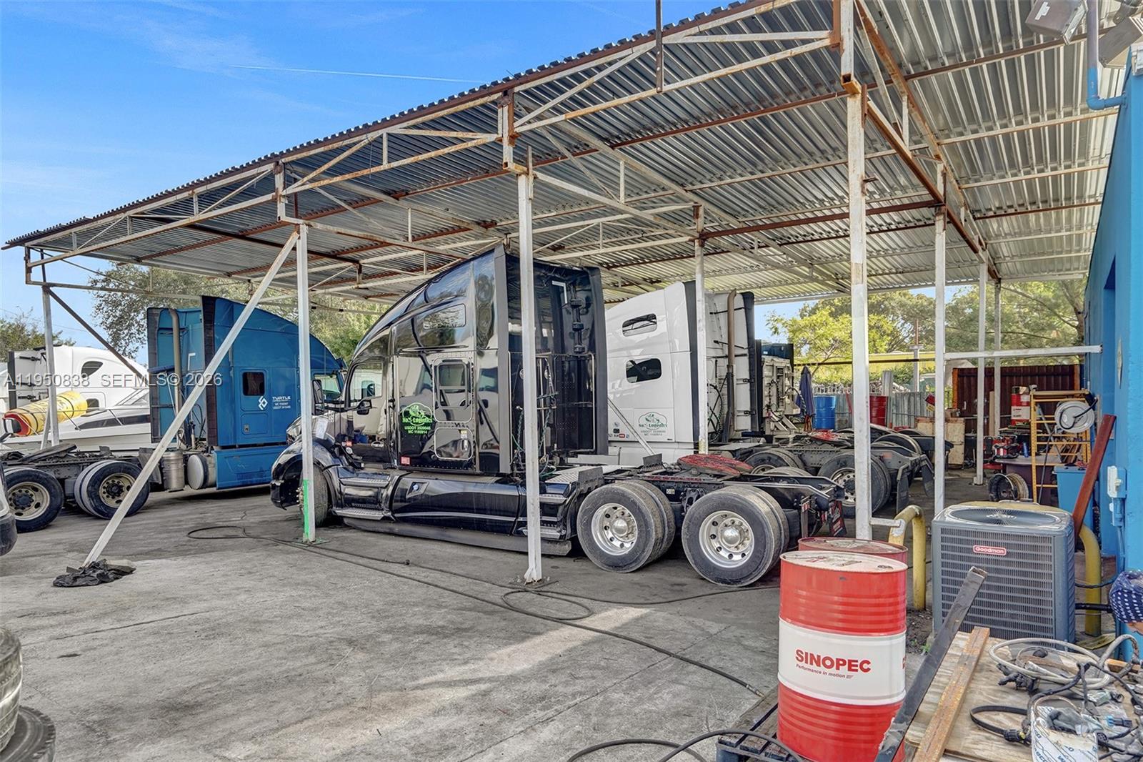   /   sq. ft. $ 2026-01-22 0 Photo