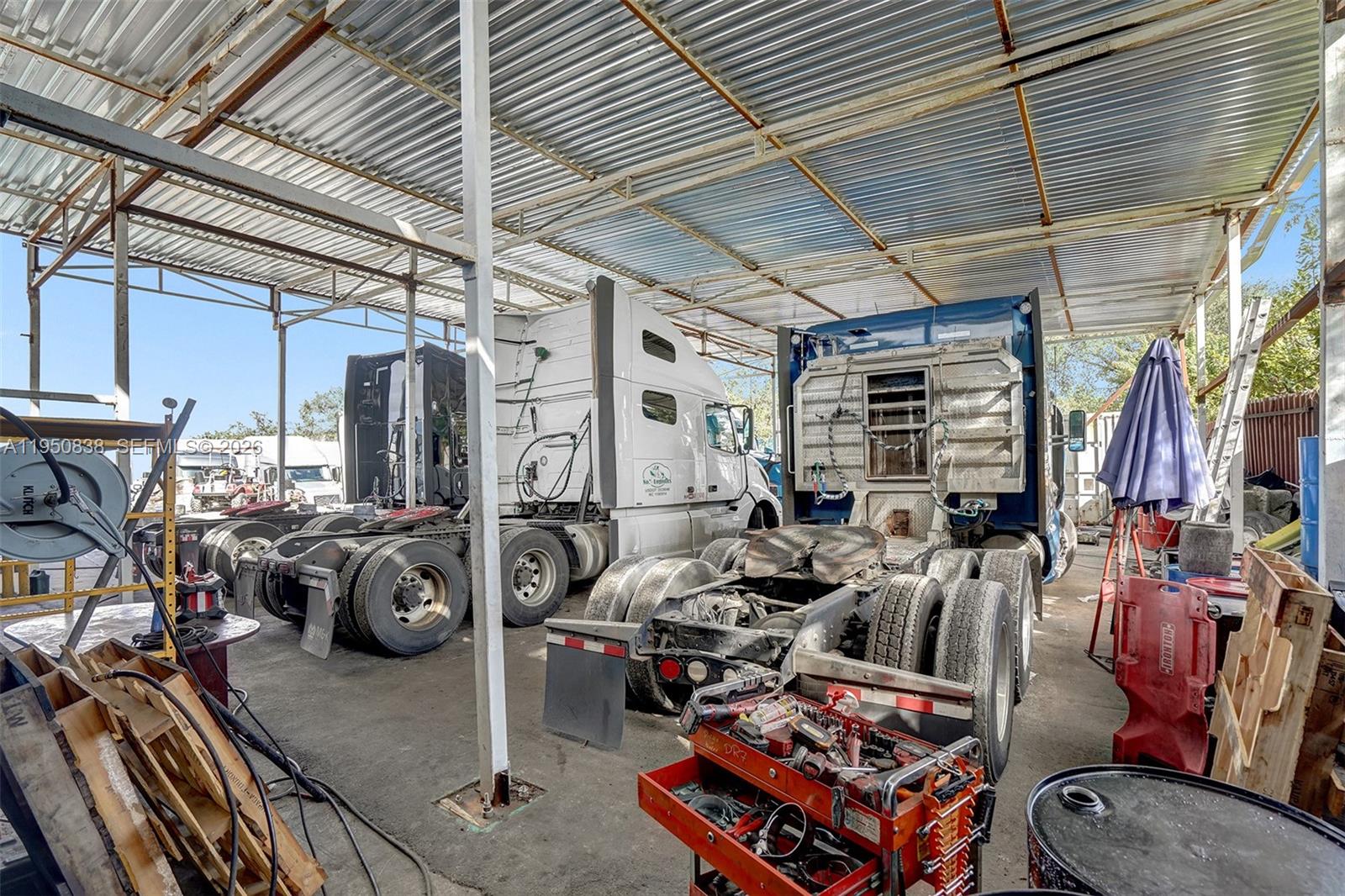   /   sq. ft. $ 2026-01-22 0 Photo