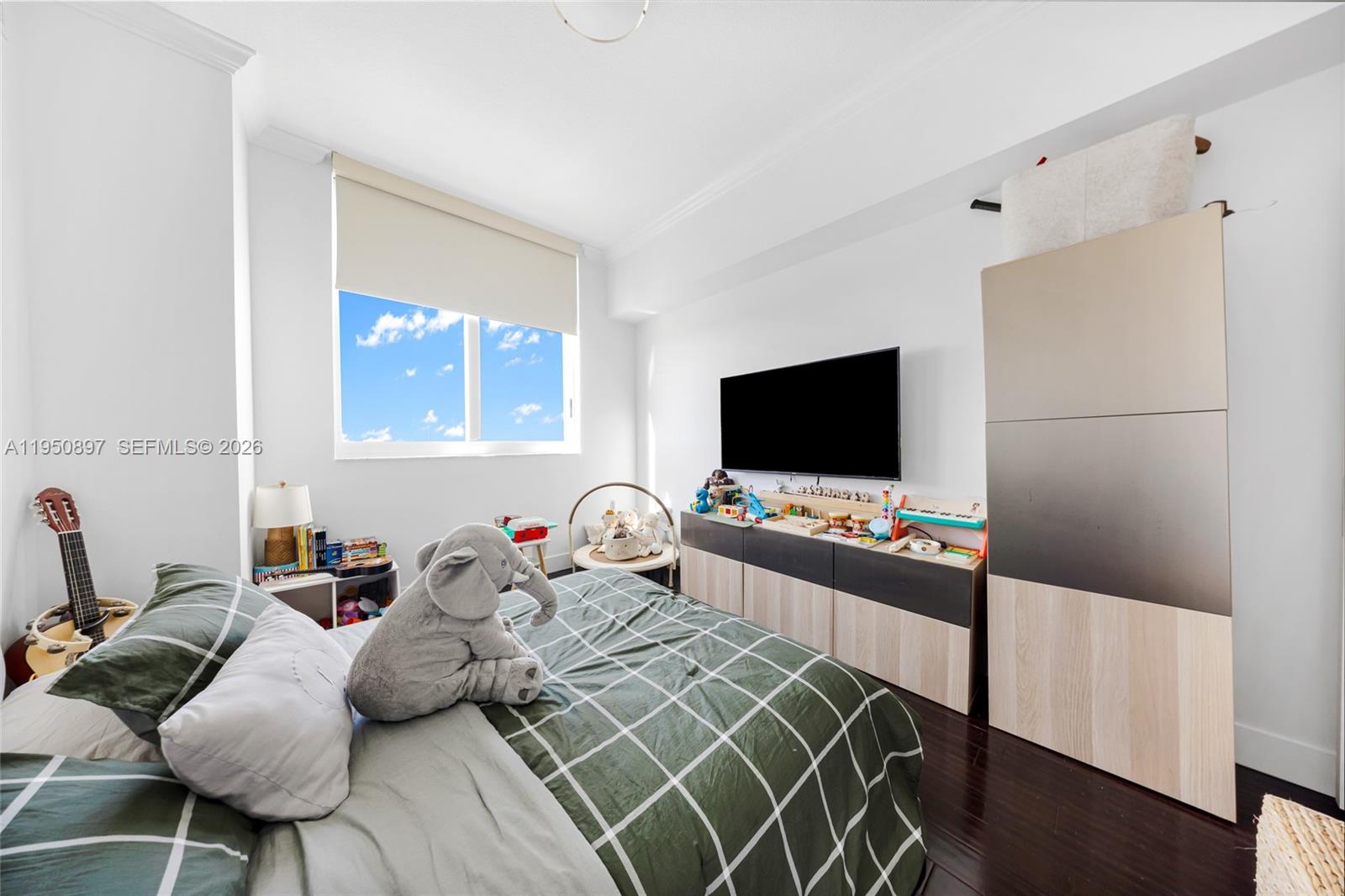 Photo of 1745 Hallandale Beach Blvd #2407W, Hallandale Beach, Florida, 33009 -