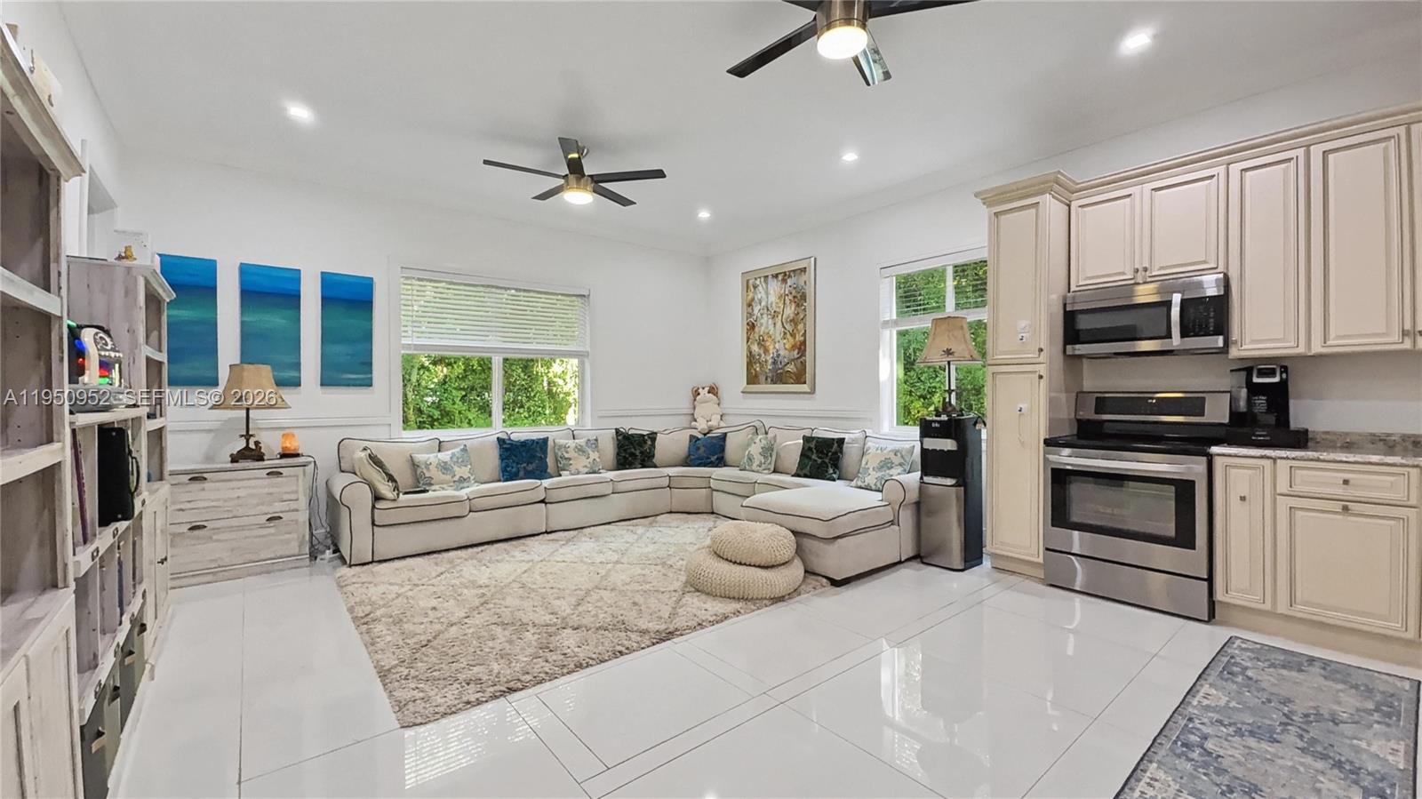 34 5 / 3 2912 sq. ft. $ 2026-03-13 0 Photo