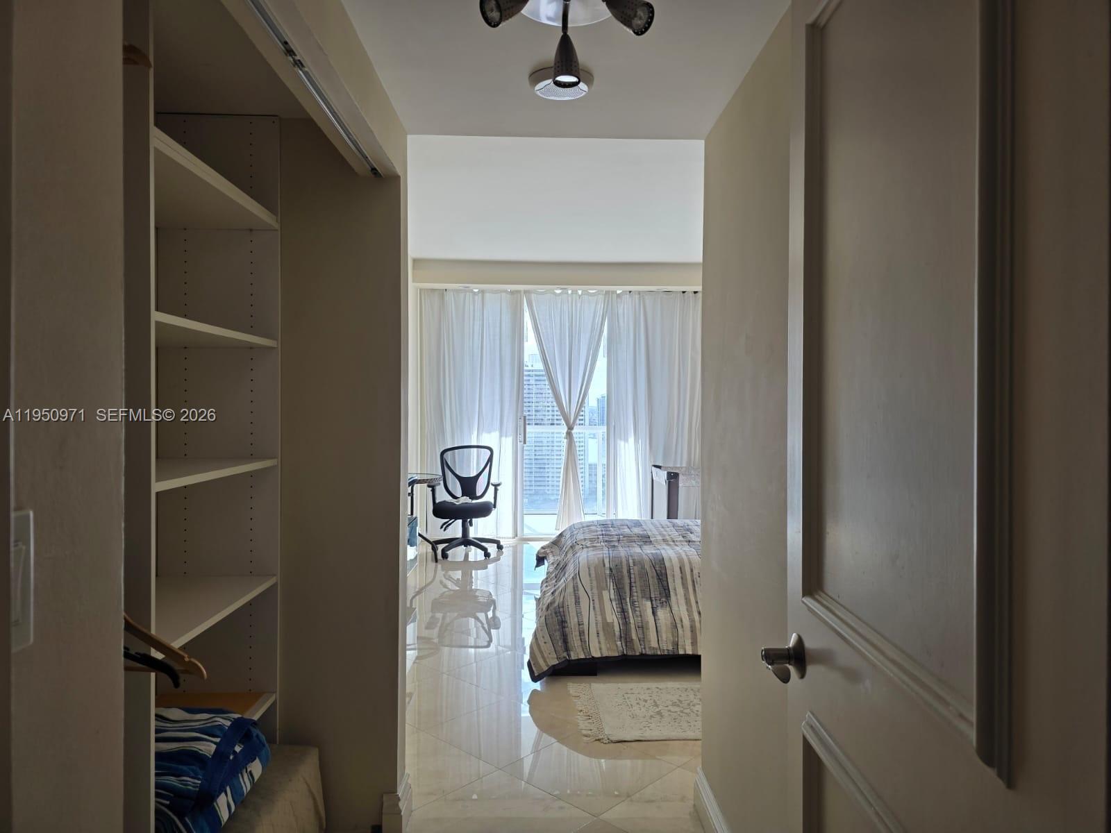 2402 3 / 3 2130 sq. ft. $ 2026-01-22 0 Photo