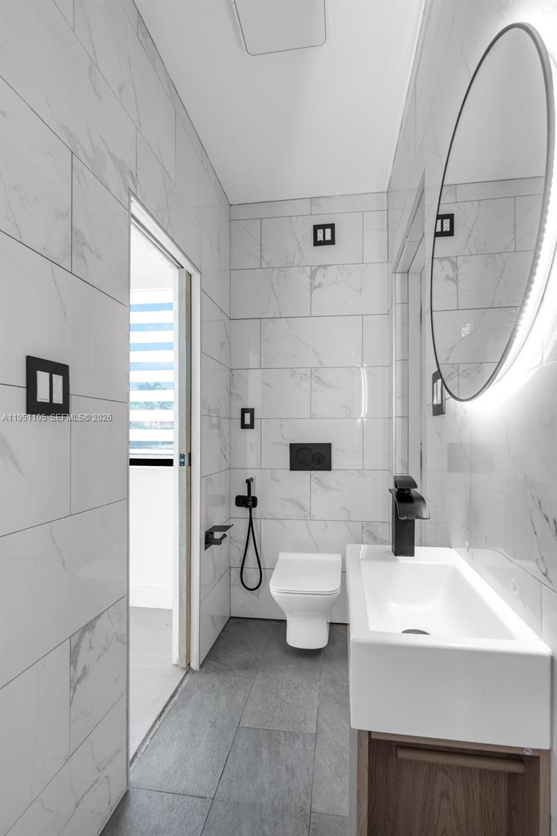 See details / 2025 sq. ft. $ 2026-01-22 0 Photo