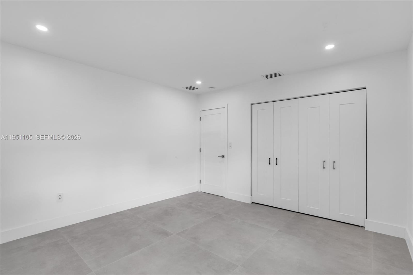 See details / 2025 sq. ft. $ 2026-01-22 0 Photo