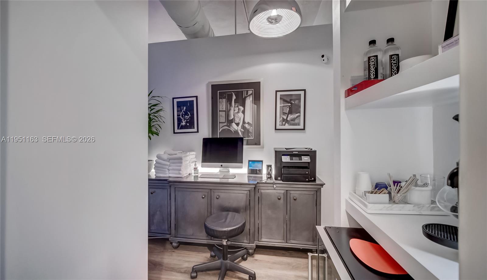 See details E18 / sq. ft. $ 2026-01-22 0 Photo