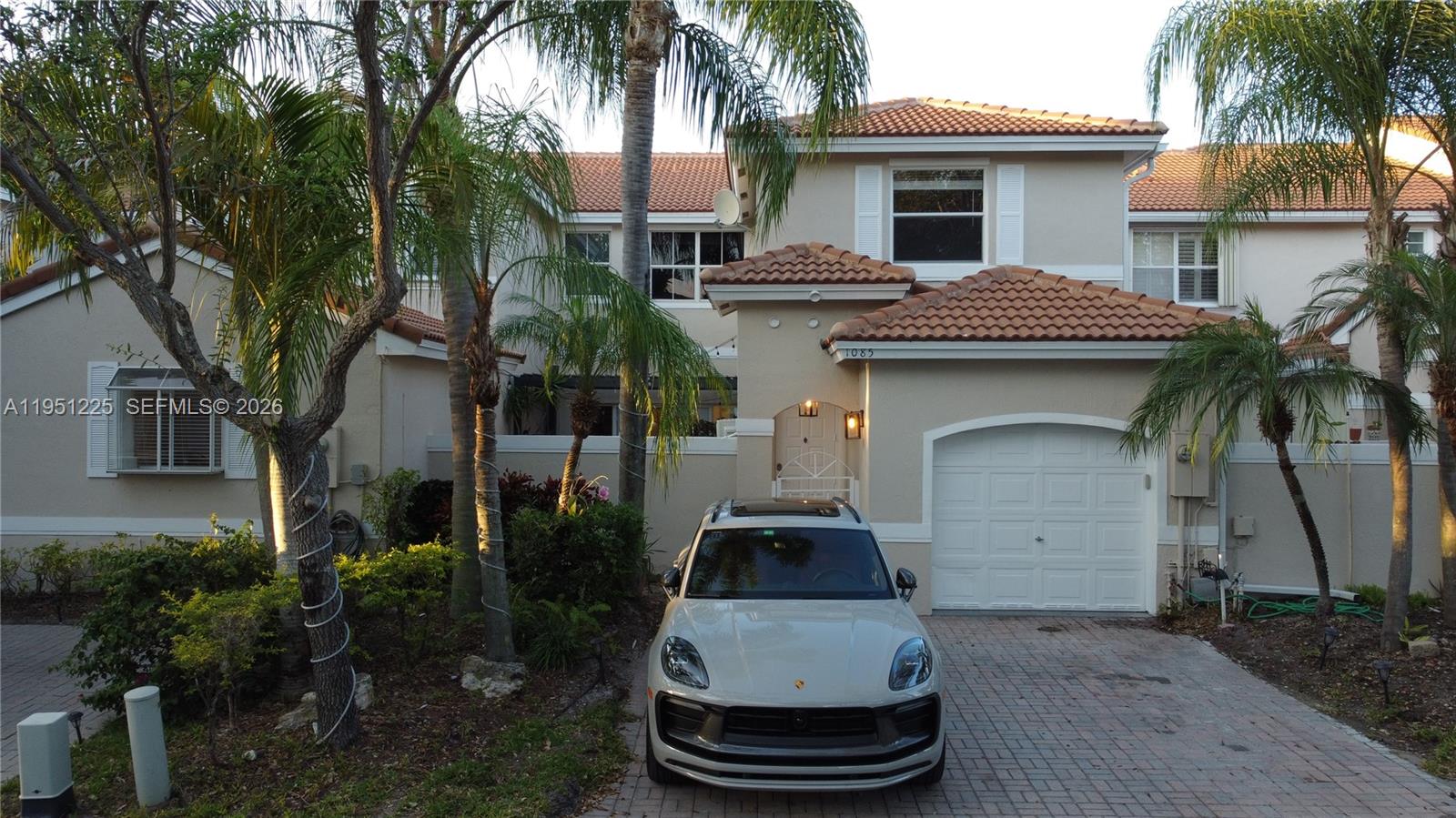 Photo of 1085 River Birch St  (1085), Hollywood, Florida, 33019 - 