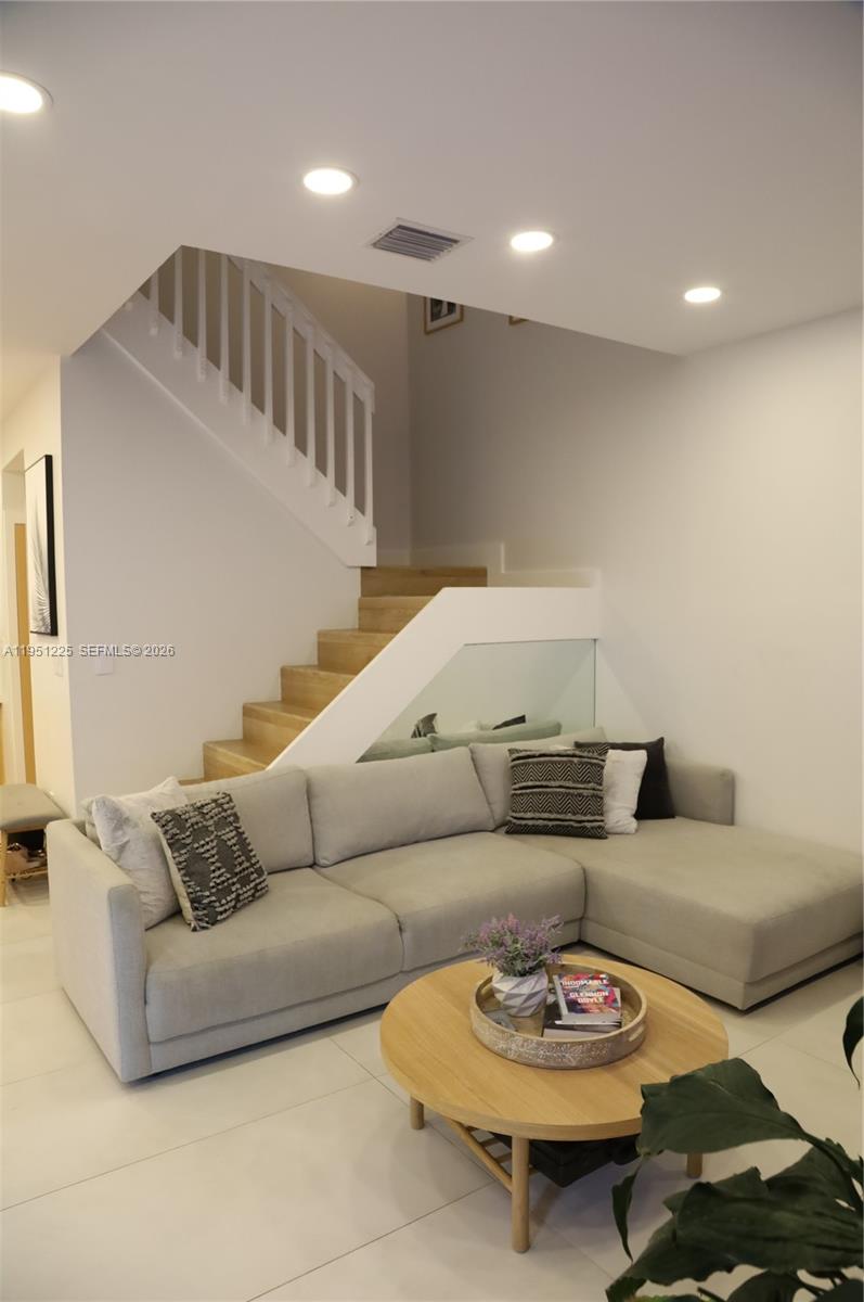 Photo of 1085 River Birch St  (1085), Hollywood, Florida, 33019 - 