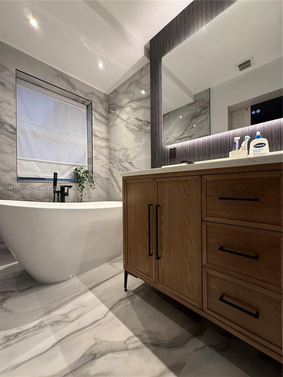 Photo of 1085 River Birch St  (1085), Hollywood, Florida, 33019 - 