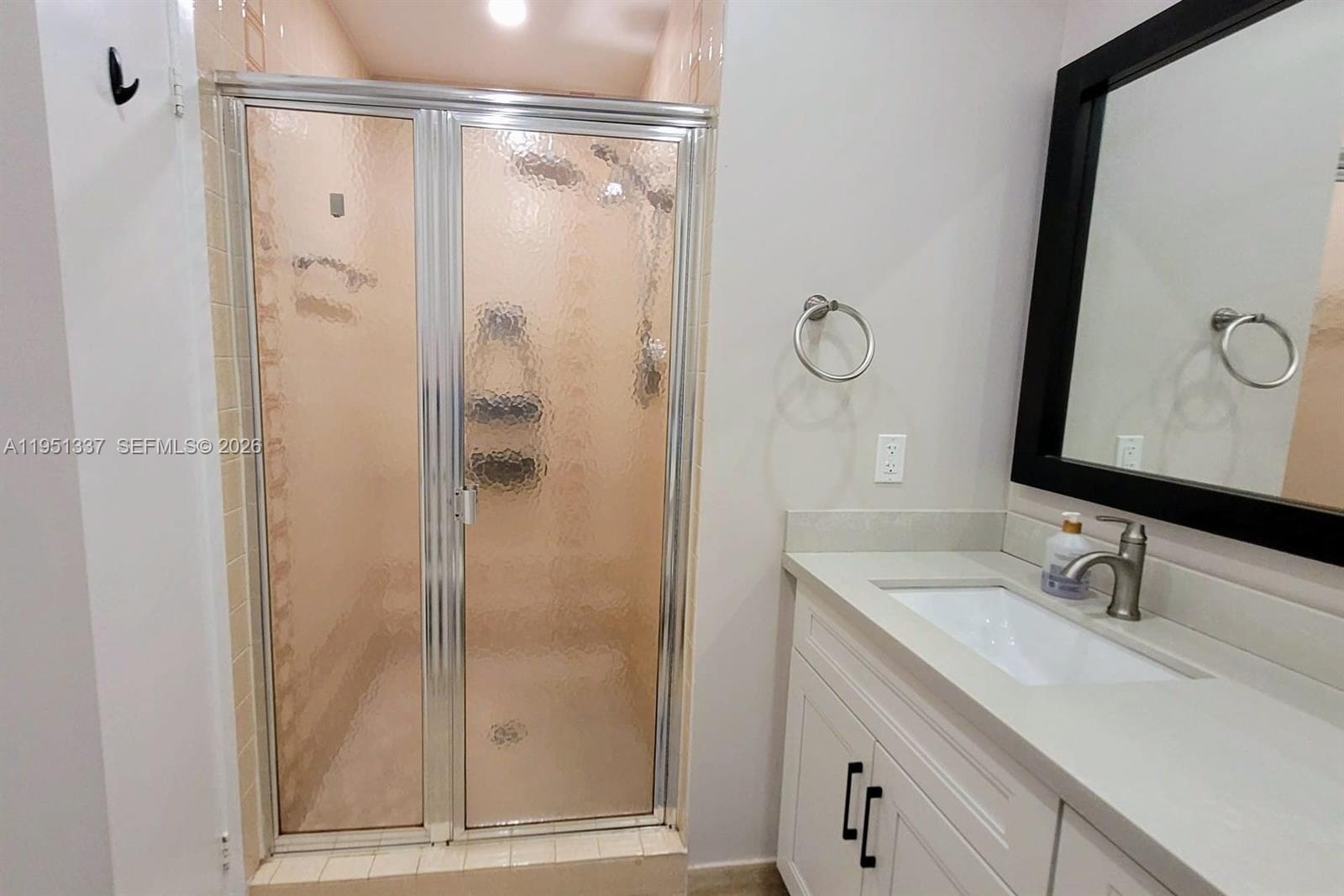 Photo of 2500 Parkview Dr #2517, Hallandale Beach, Florida, 33009 -