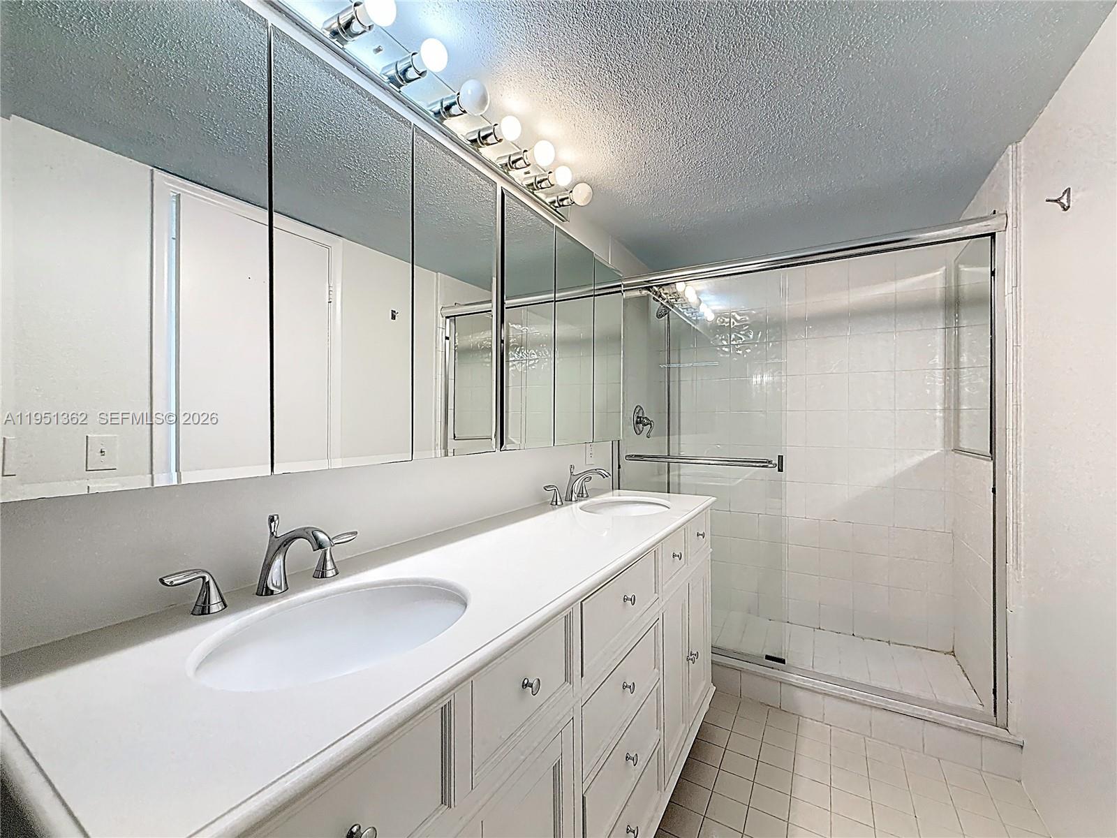 Photo of 2412 11th St  (2412), Hallandale Beach, Florida, 33009 - 