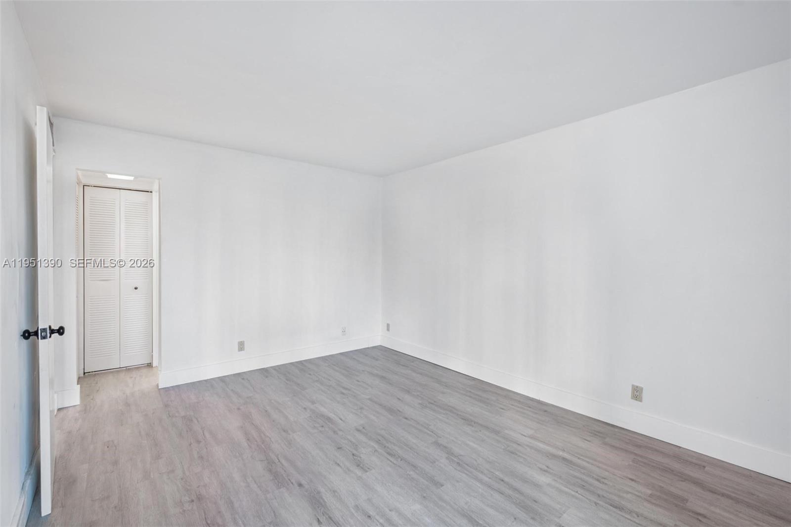 229 2 / 2 1331 sq. ft. $ 2026-01-23 0 foto