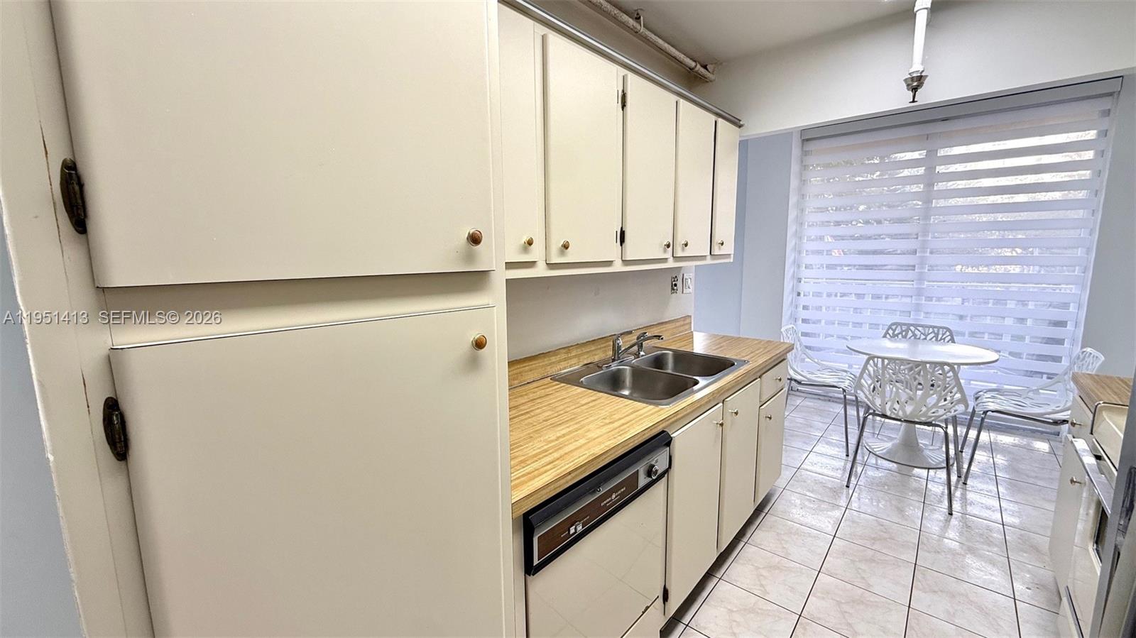 312 2 / 2 1240 sq. ft. $ 2026-02-02 0 Photo