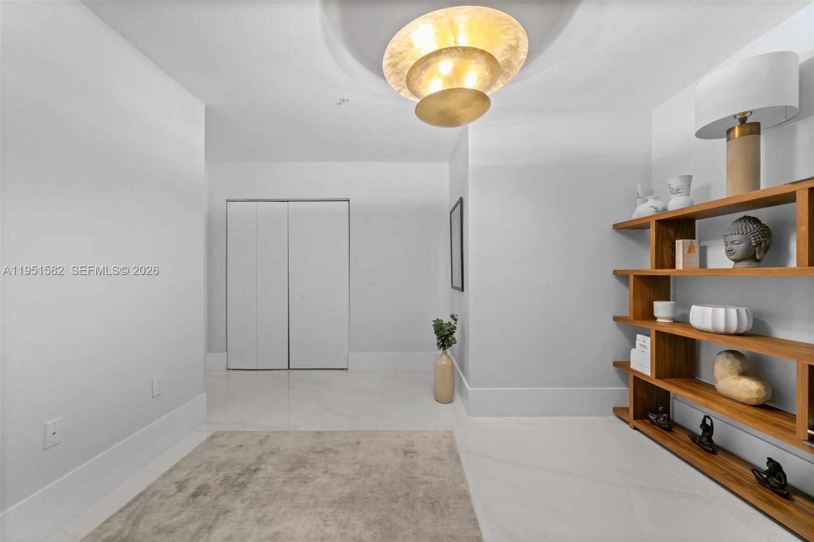 5-LPH04 4 / 5 3877 sq. ft. $ 2026-01-23 0 Photo