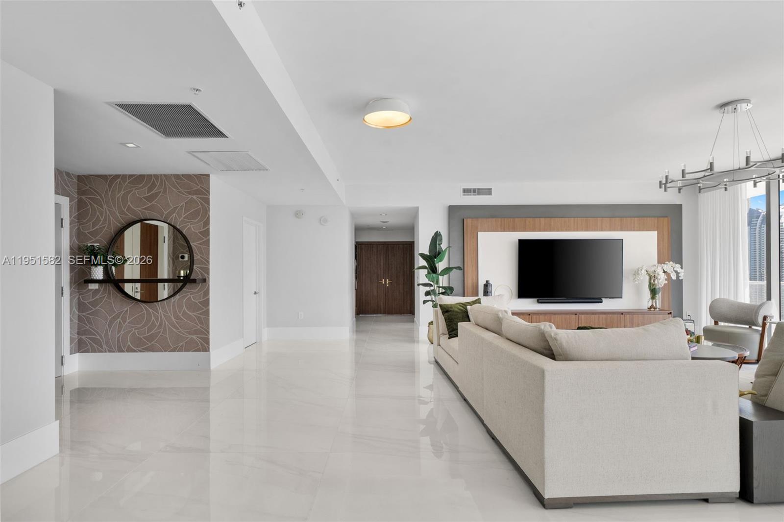 5-LPH04 4 / 5 3877 sq. ft. $ 2026-01-23 0 Photo