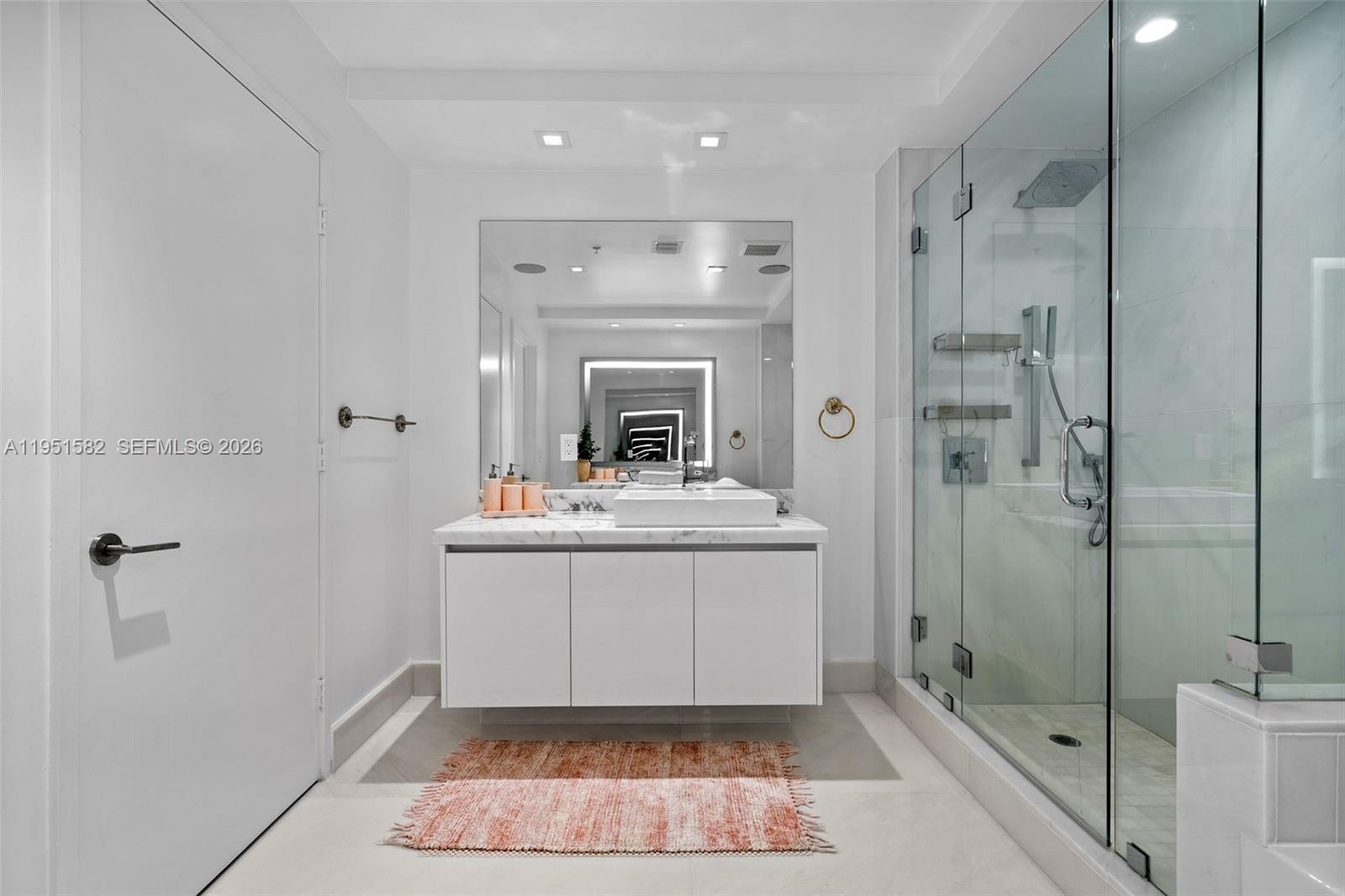 5-LPH04 4 / 5 3877 sq. ft. $ 2026-01-23 0 Photo