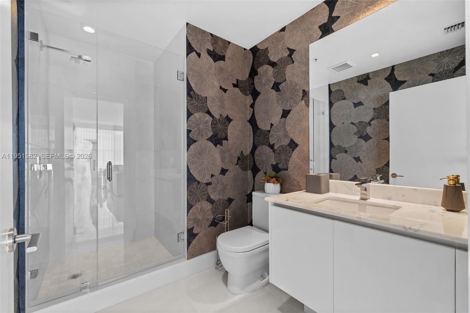 5-LPH04 4 / 5 3877 sq. ft. $ 2026-01-23 0 Photo