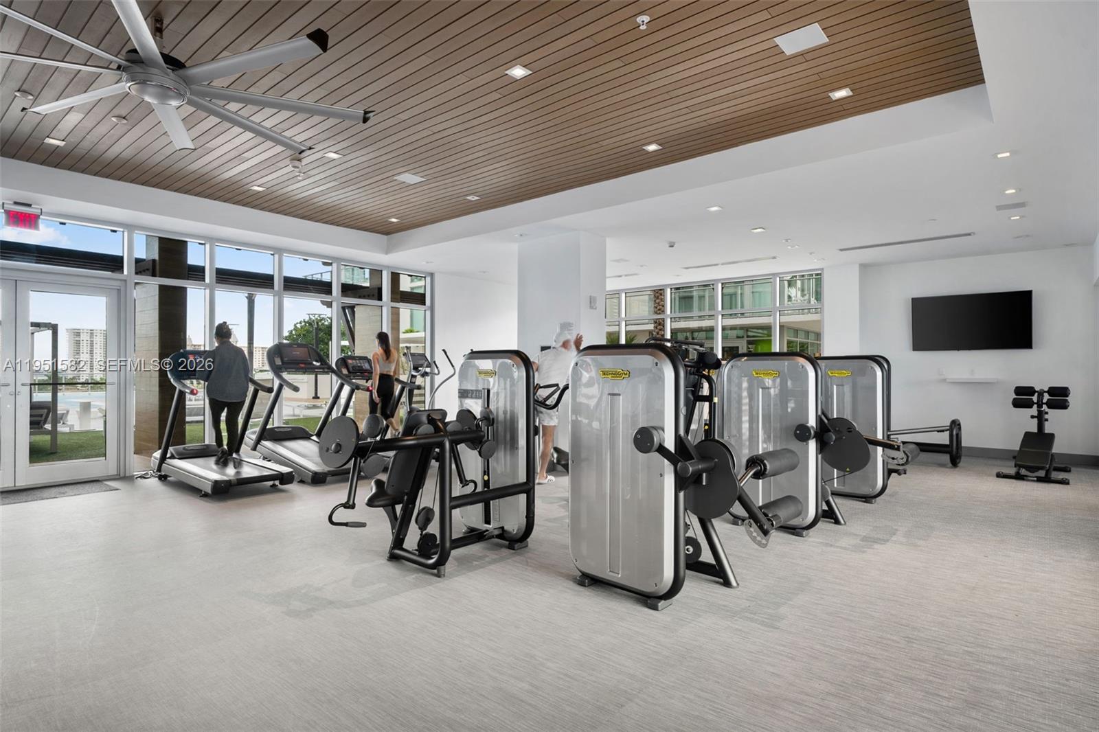 5-LPH04 4 / 5 3877 sq. ft. $ 2026-01-23 0 Photo