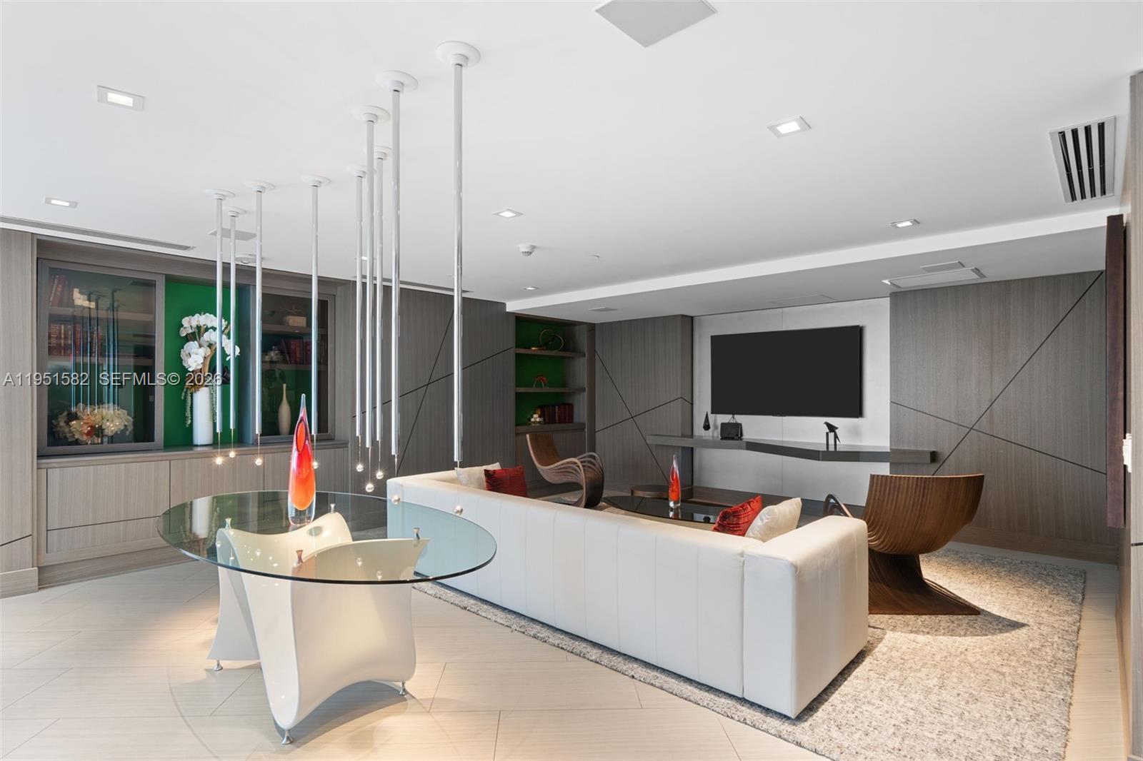 5-LPH04 4 / 5 3877 sq. ft. $ 2026-01-23 0 Photo