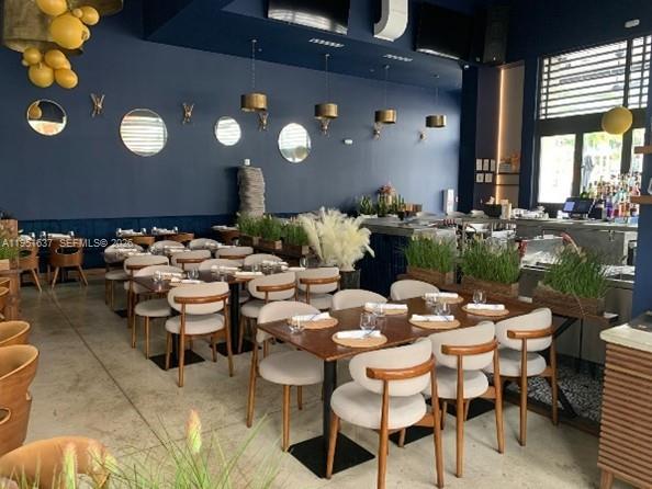   /   кв.футов $ 2026-01-23 0 Фото