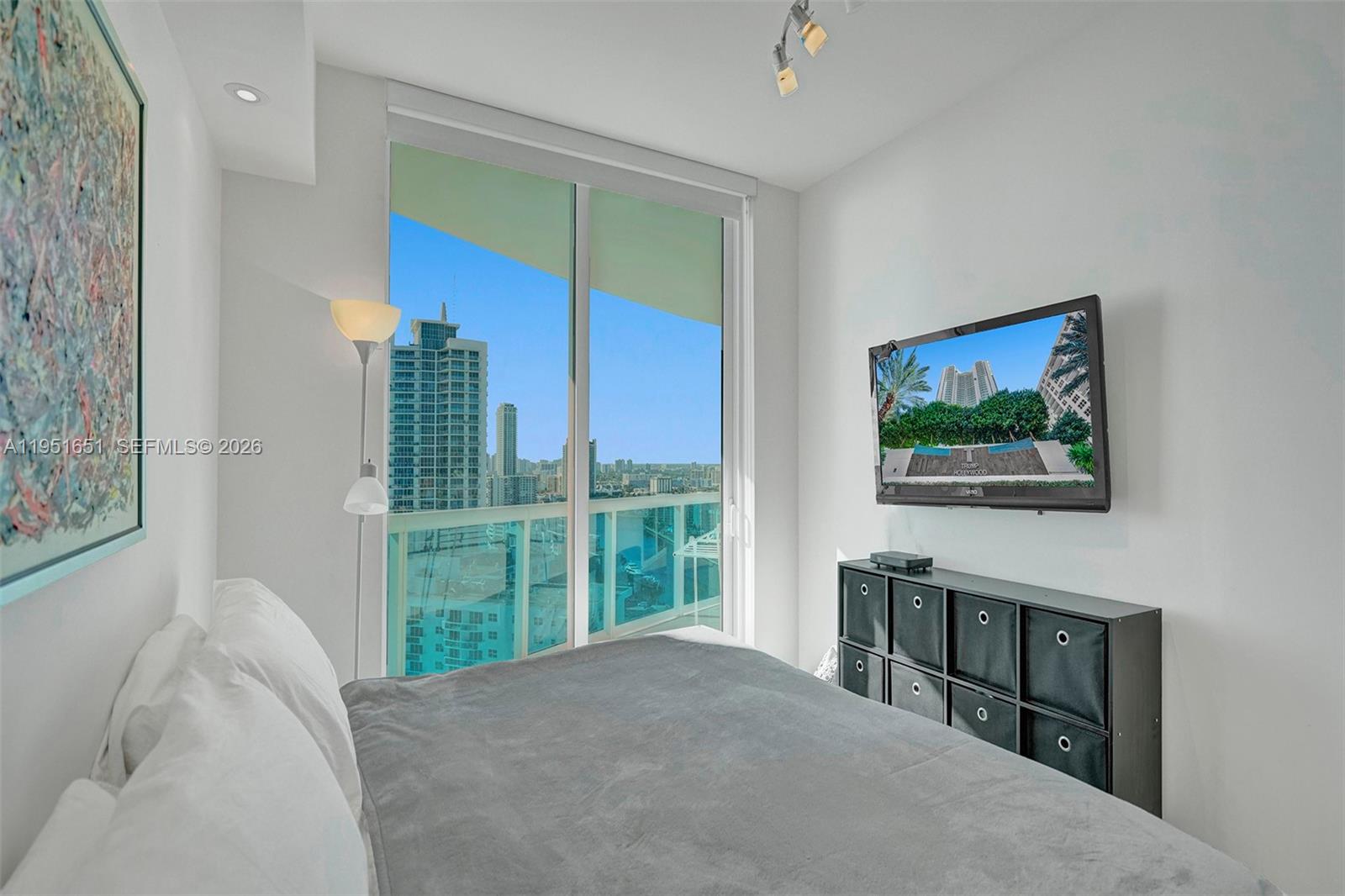 Photo of 2711 Ocean Dr #2306, Hollywood, Florida, 33019 -