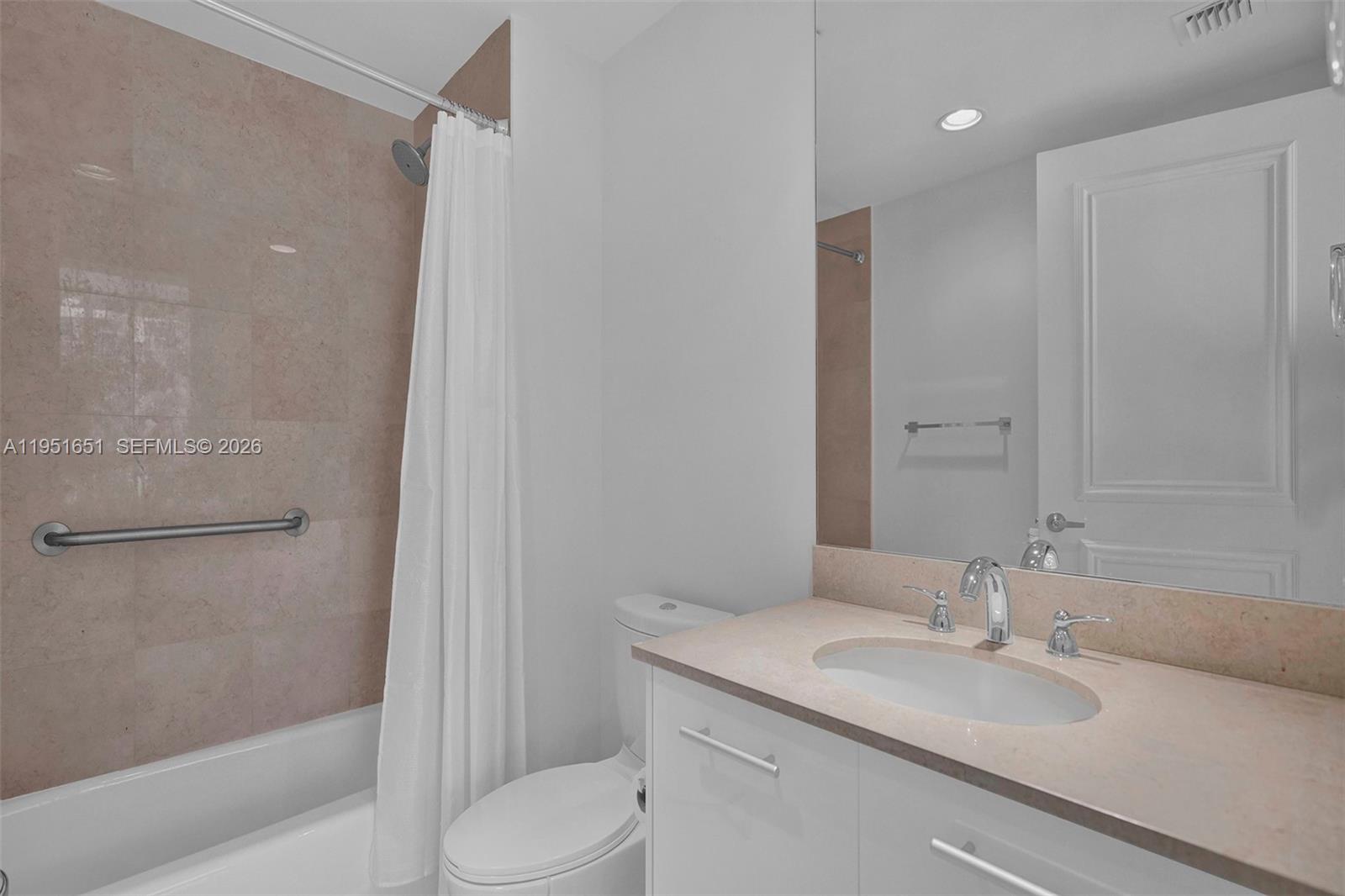 Photo of 2711 Ocean Dr #2306, Hollywood, Florida, 33019 -