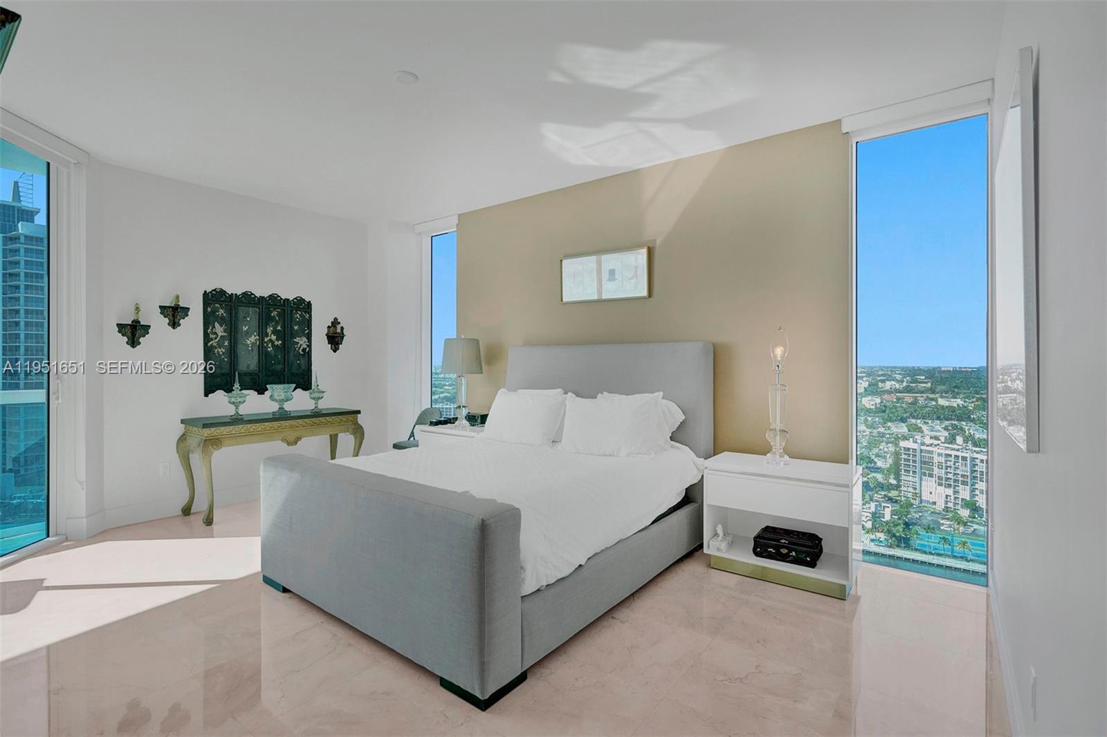 Photo of 2711 Ocean Dr #2306, Hollywood, Florida, 33019 -