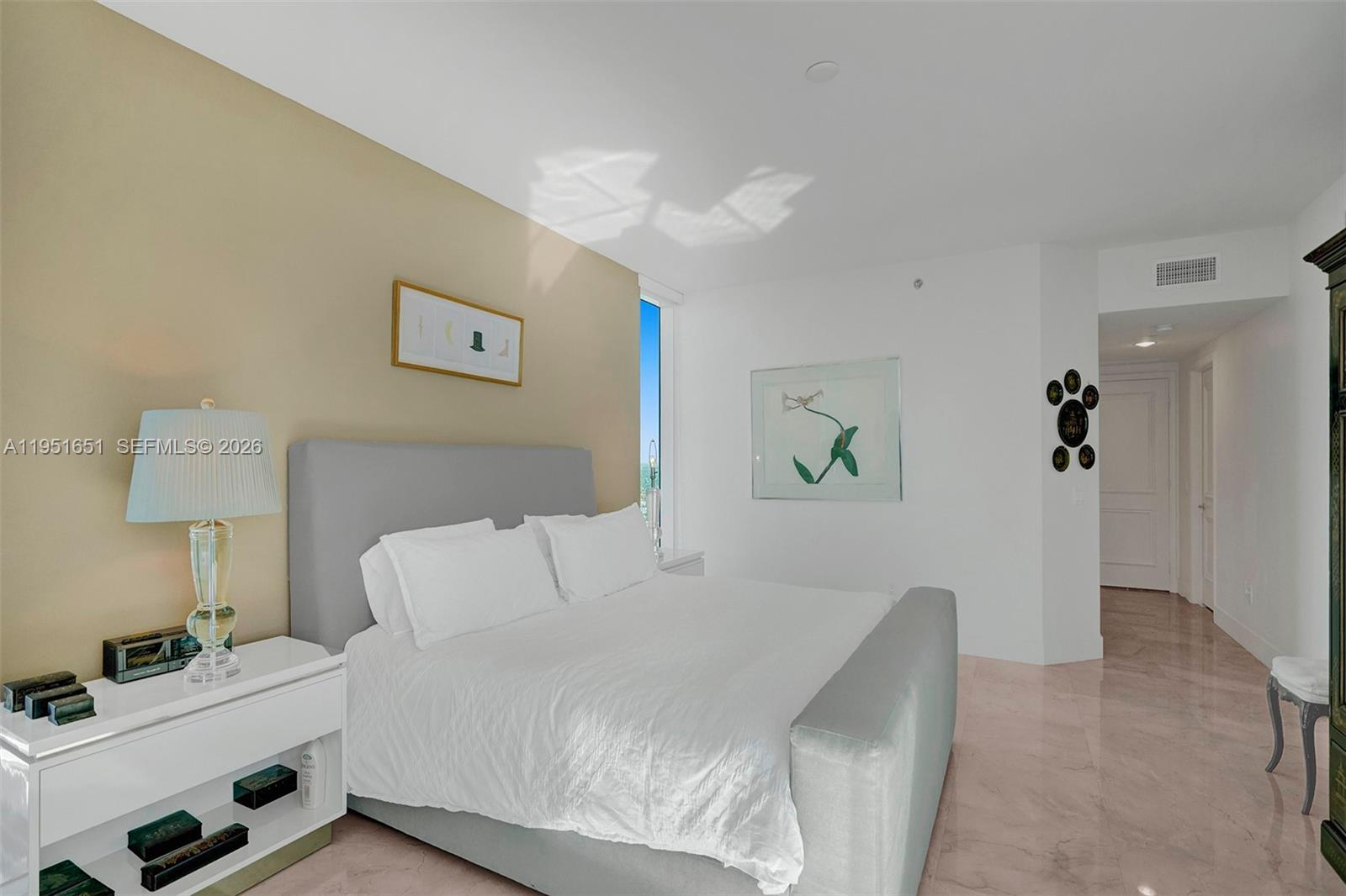 Photo of 2711 Ocean Dr #2306, Hollywood, Florida, 33019 -