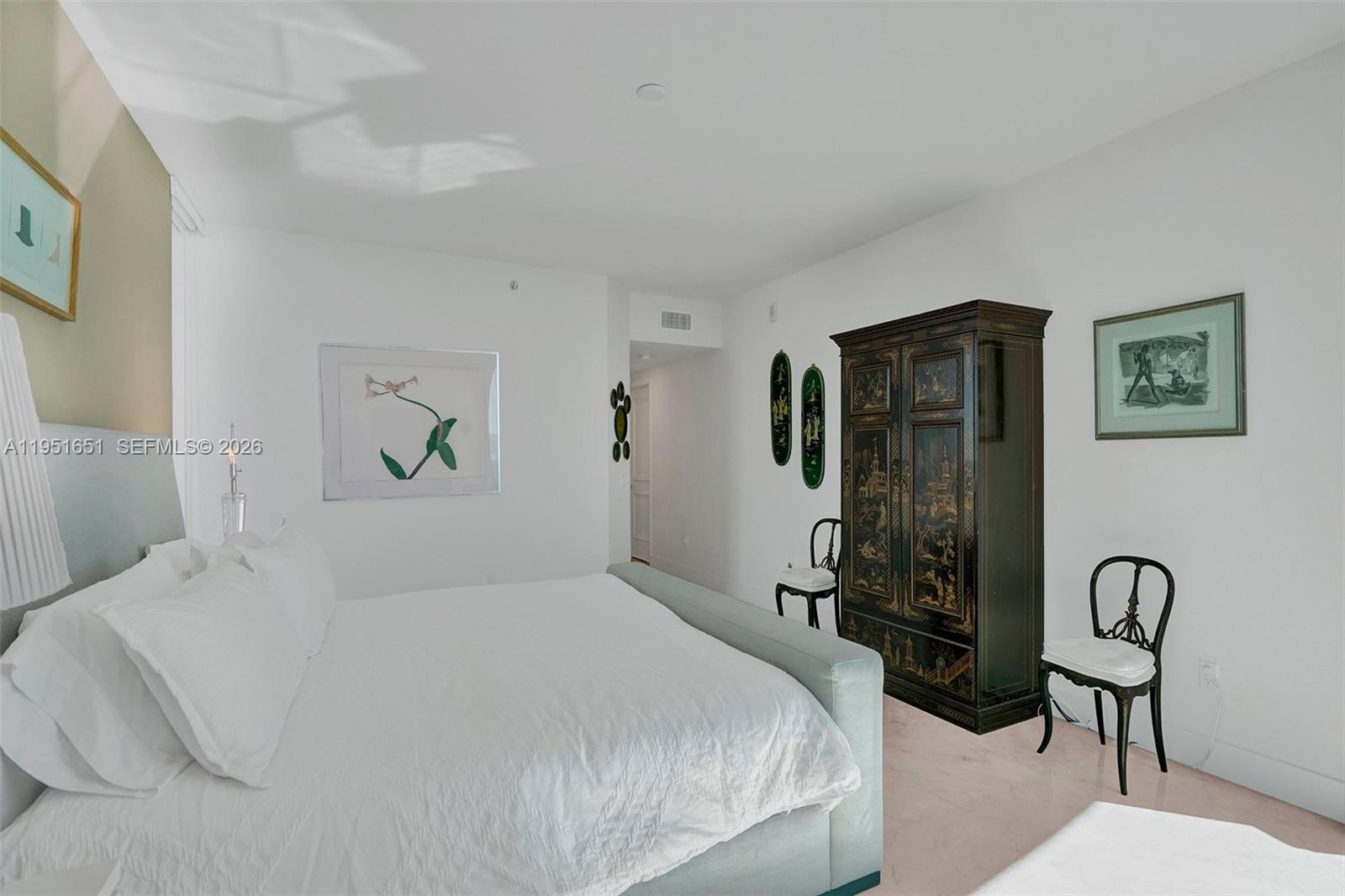 Photo of 2711 Ocean Dr #2306, Hollywood, Florida, 33019 -