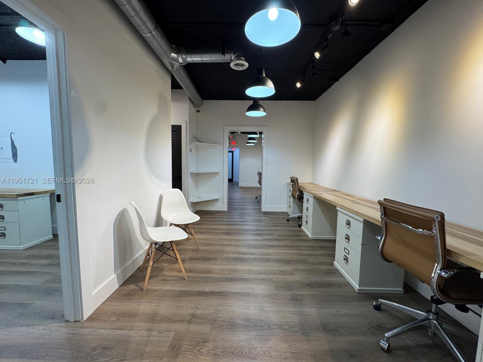 107/108  /   sq. ft. $ 2026-01-23 0 Photo