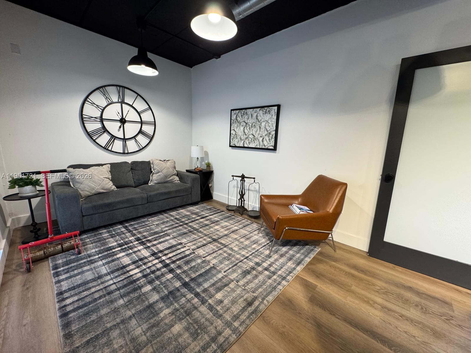 107/108  /   sq. ft. $ 2026-01-23 0 Photo