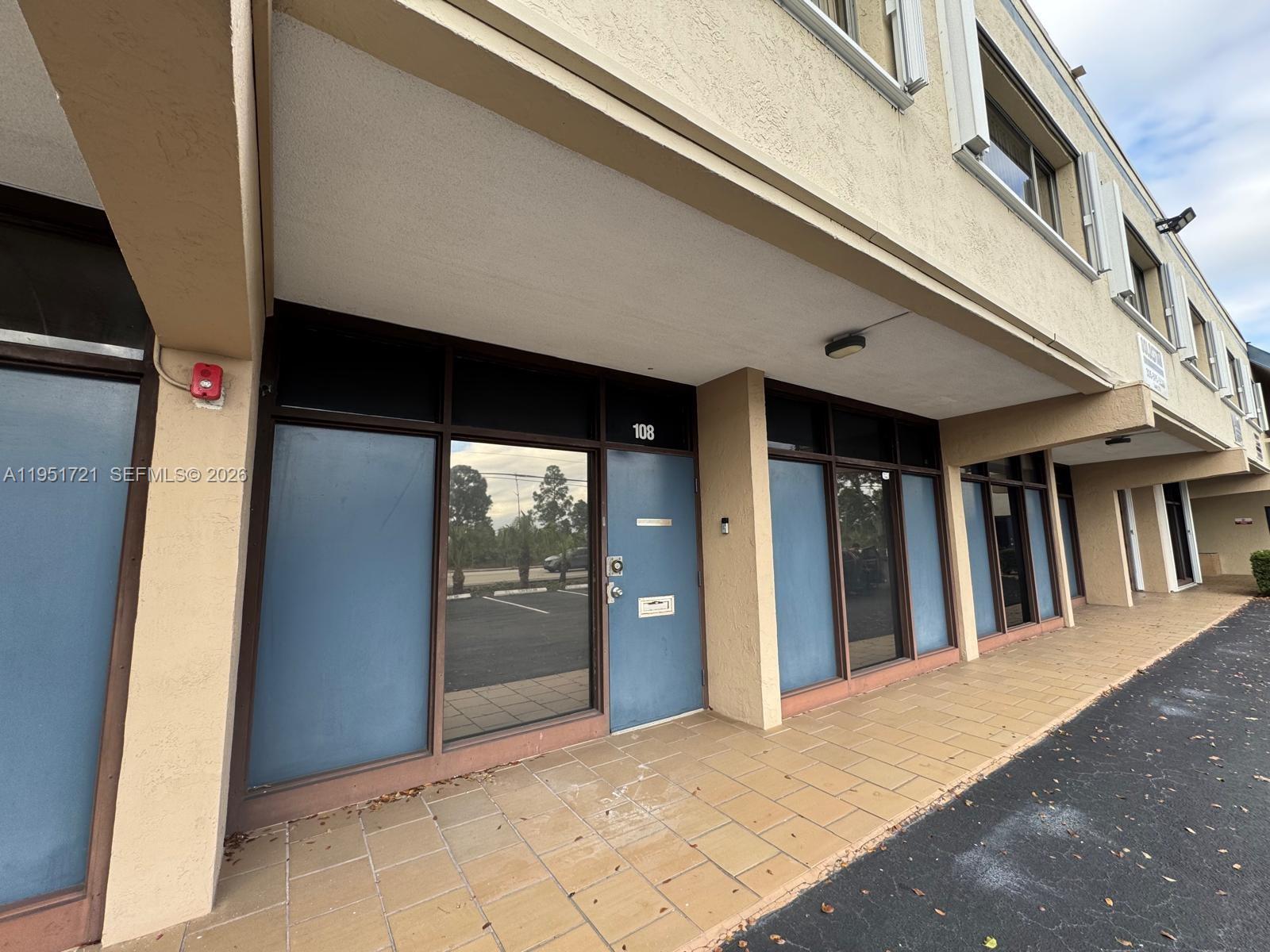 107/108  /   sq. ft. $ 2026-01-23 0 Photo