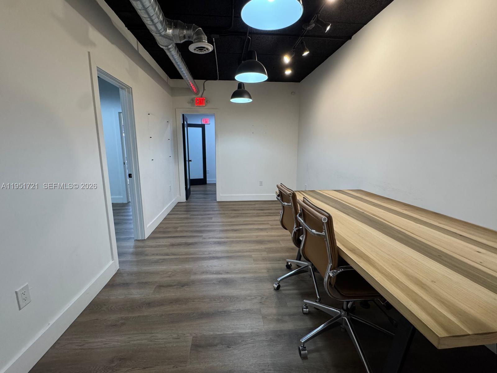 107/108  /   sq. ft. $ 2026-01-23 0 Photo