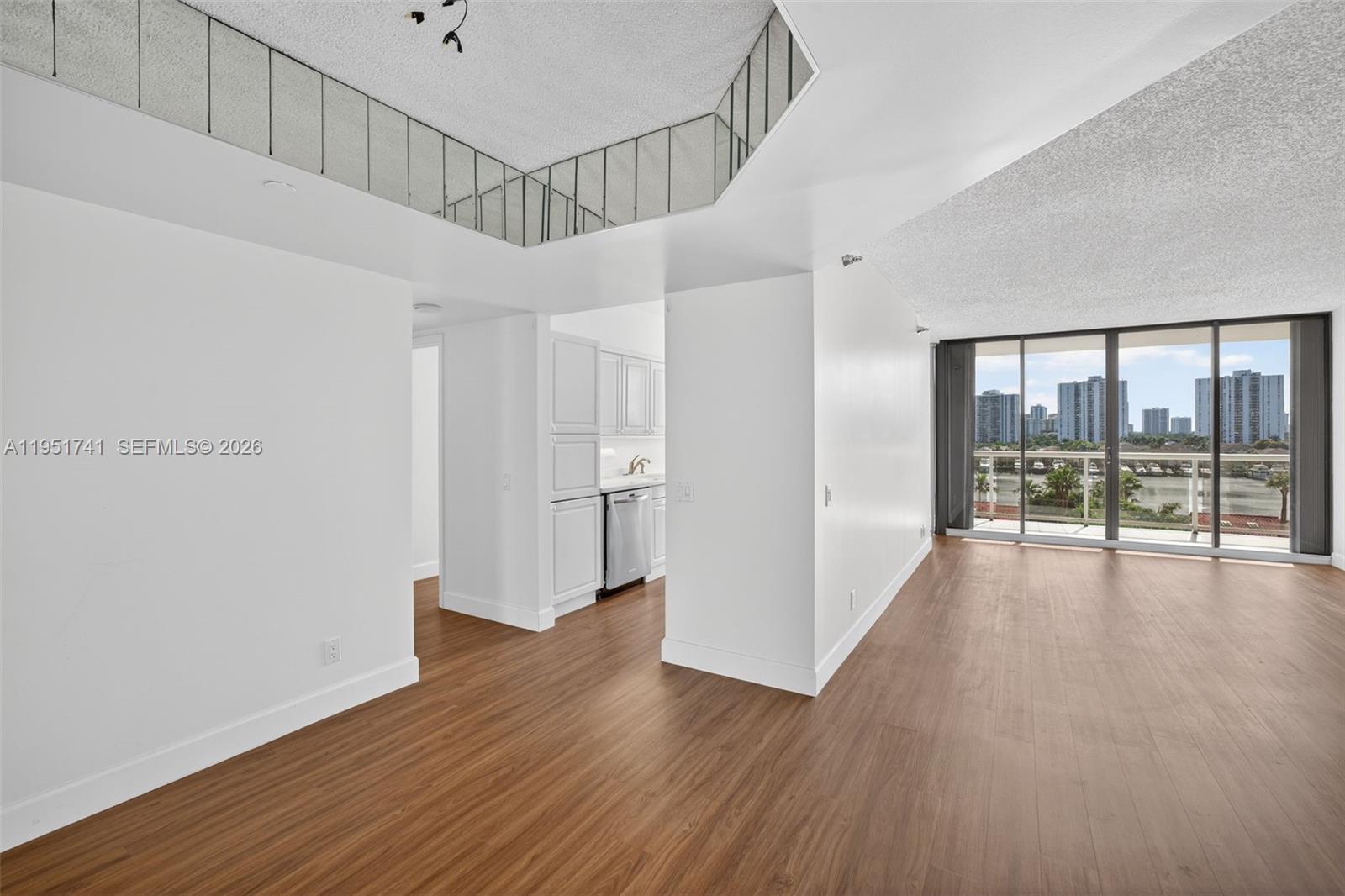 Photo of 3640 Yacht Club Dr #708, Aventura, Florida, 33180 -
