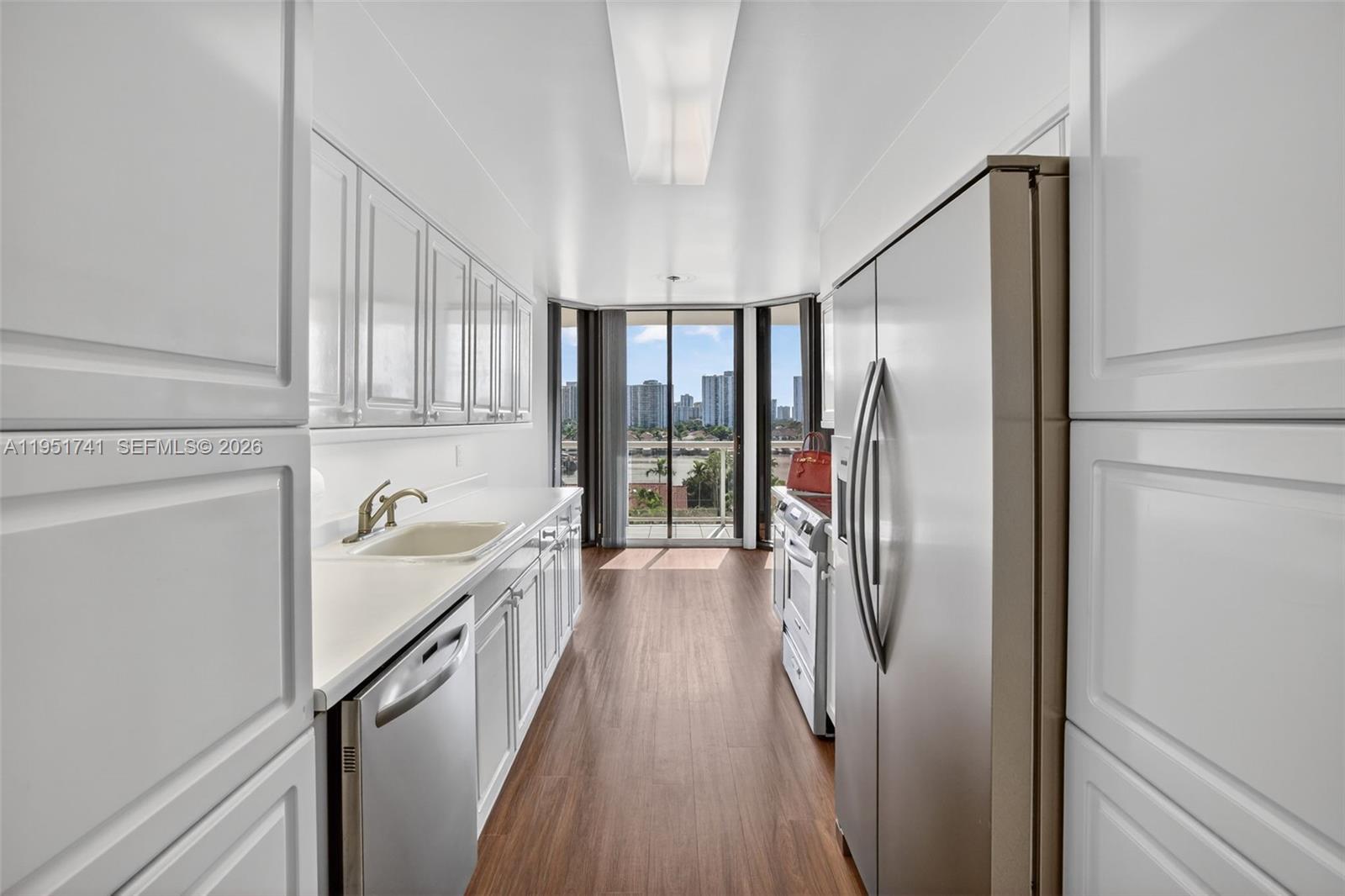 Photo of 3640 Yacht Club Dr #708, Aventura, Florida, 33180 -