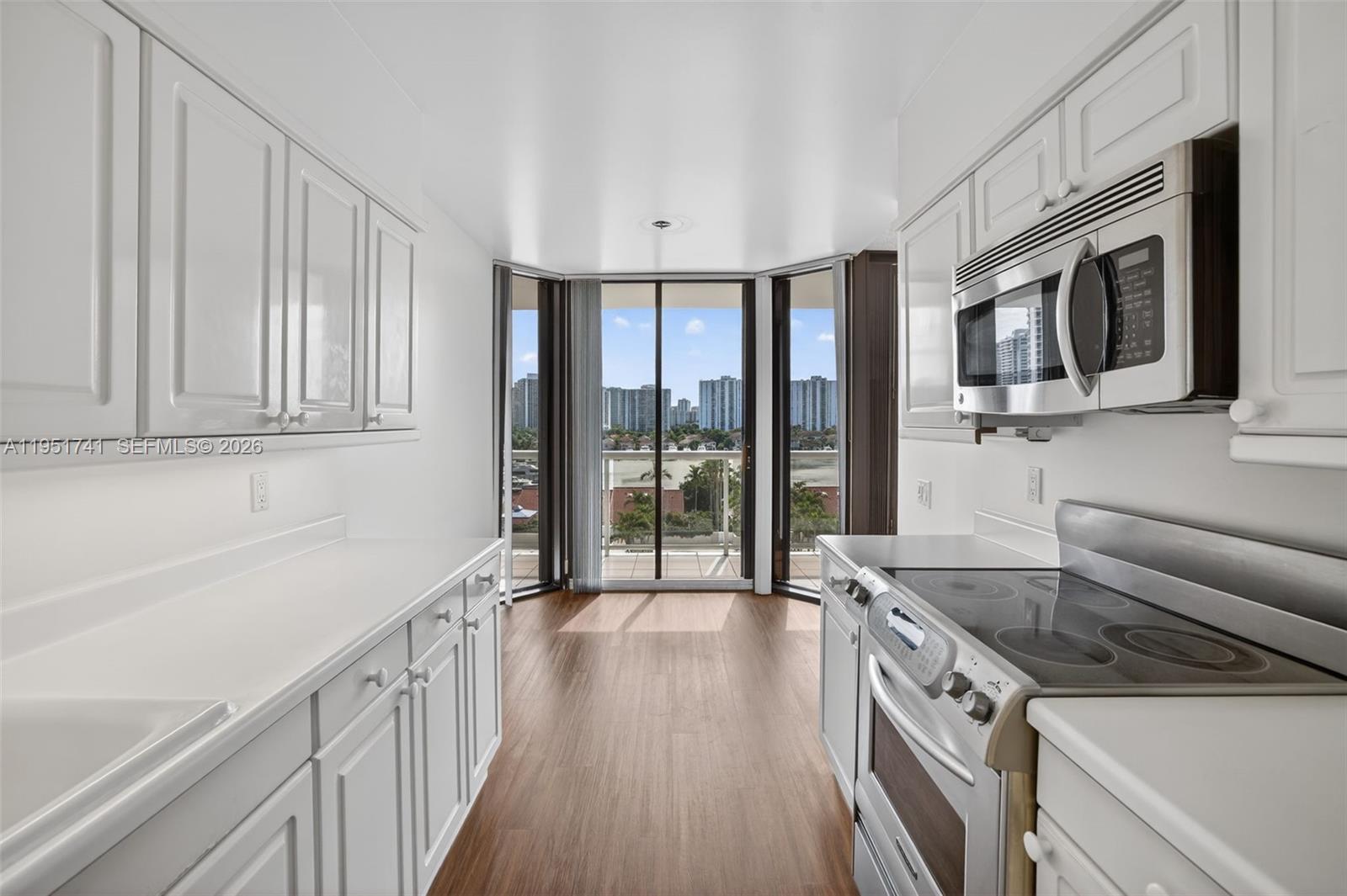 Photo of 3640 Yacht Club Dr #708, Aventura, Florida, 33180 -