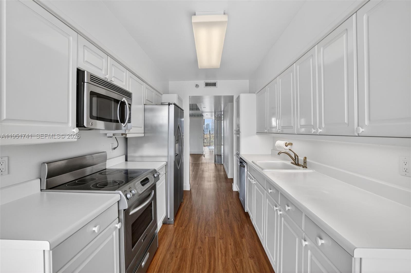 Photo of 3640 Yacht Club Dr #708, Aventura, Florida, 33180 -