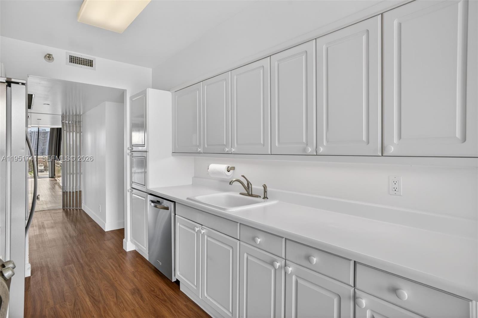 Photo of 3640 Yacht Club Dr #708, Aventura, Florida, 33180 -