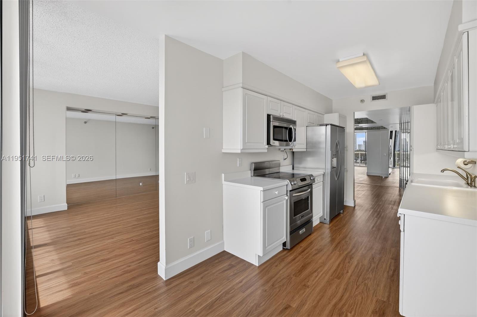Photo of 3640 Yacht Club Dr #708, Aventura, Florida, 33180 -