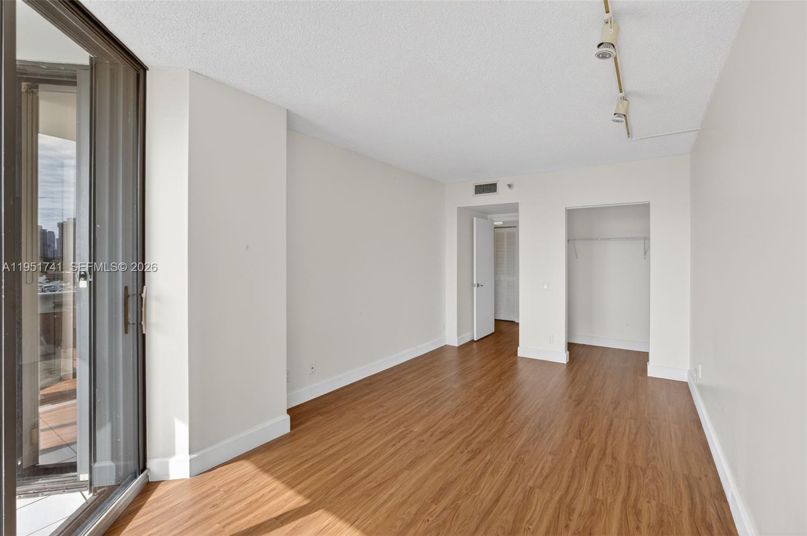 Photo of 3640 Yacht Club Dr #708, Aventura, Florida, 33180 -