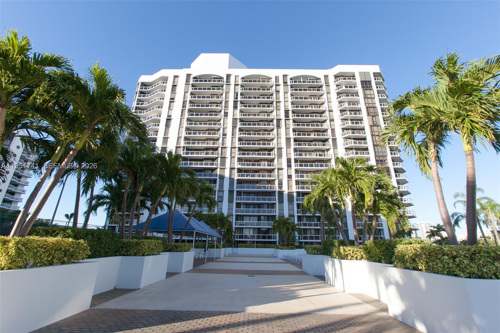 Photo of 3640 Yacht Club Dr #708, Aventura, Florida, 33180 -