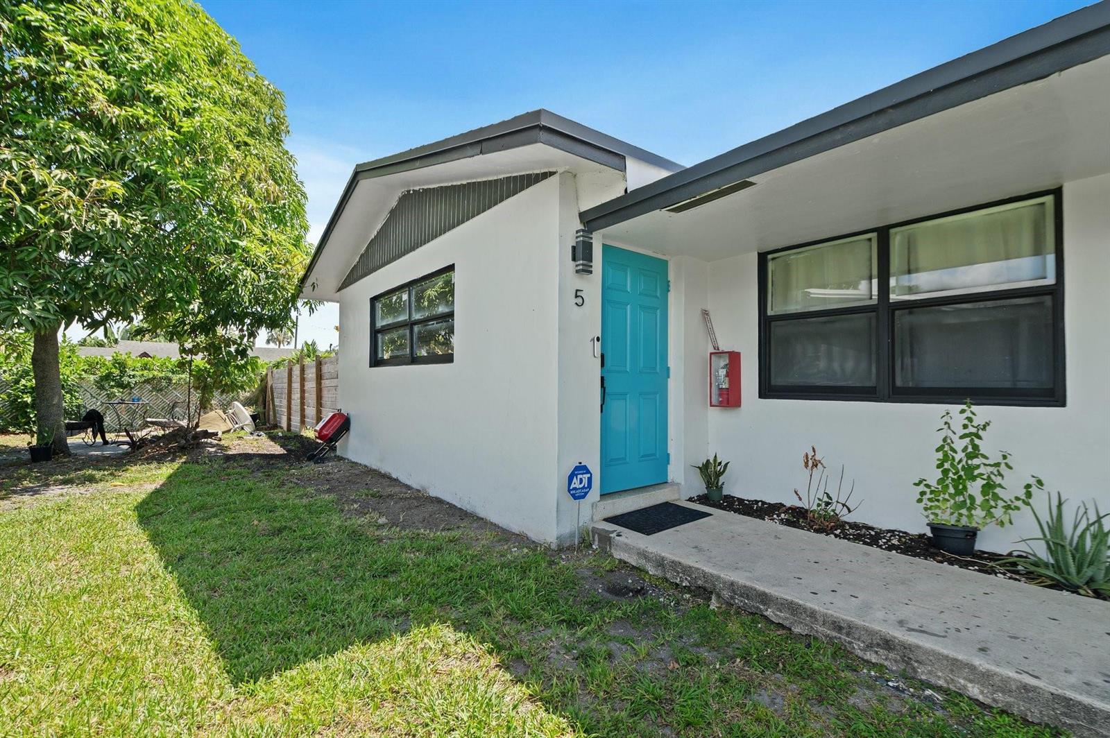 Ver detalles / 0 3441 sq. ft. $ 2026-05-27 0 foto