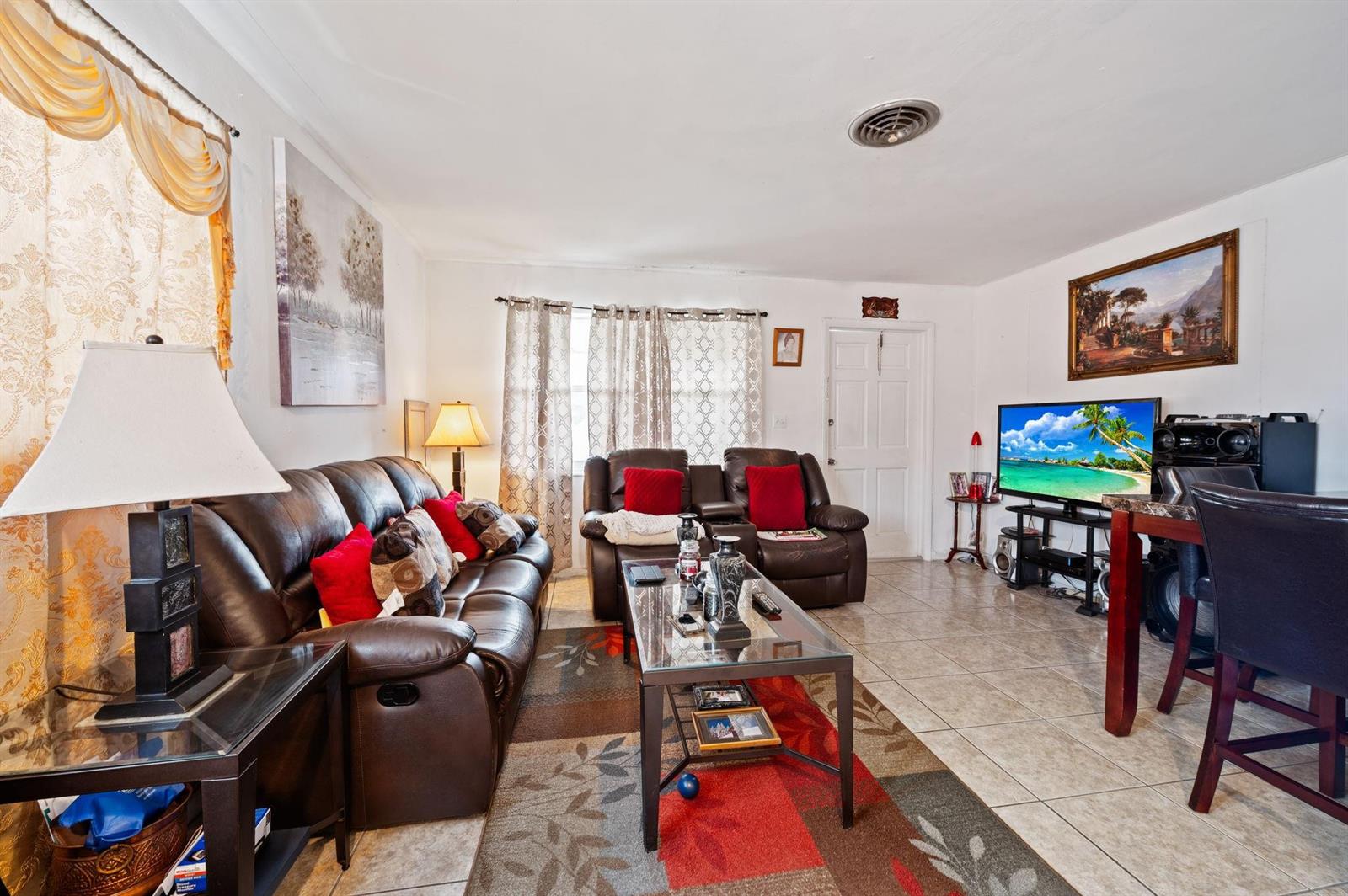 Ver detalles / 0 3441 sq. ft. $ 2026-05-27 0 foto
